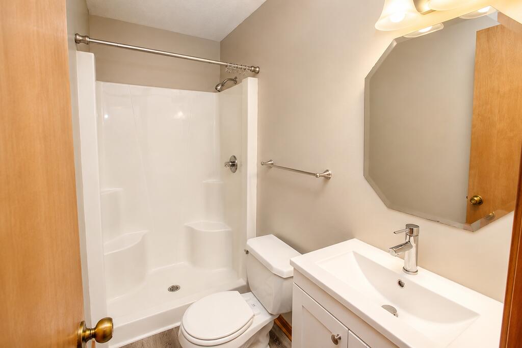 142 Sagamore Pkwy, La Porte, IN 46350; Image #17
