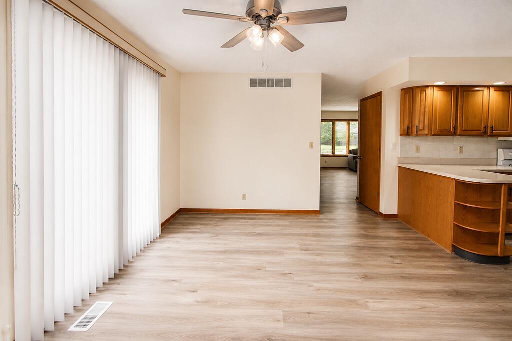 142 Sagamore Pkwy, La Porte, IN 46350; Image #9