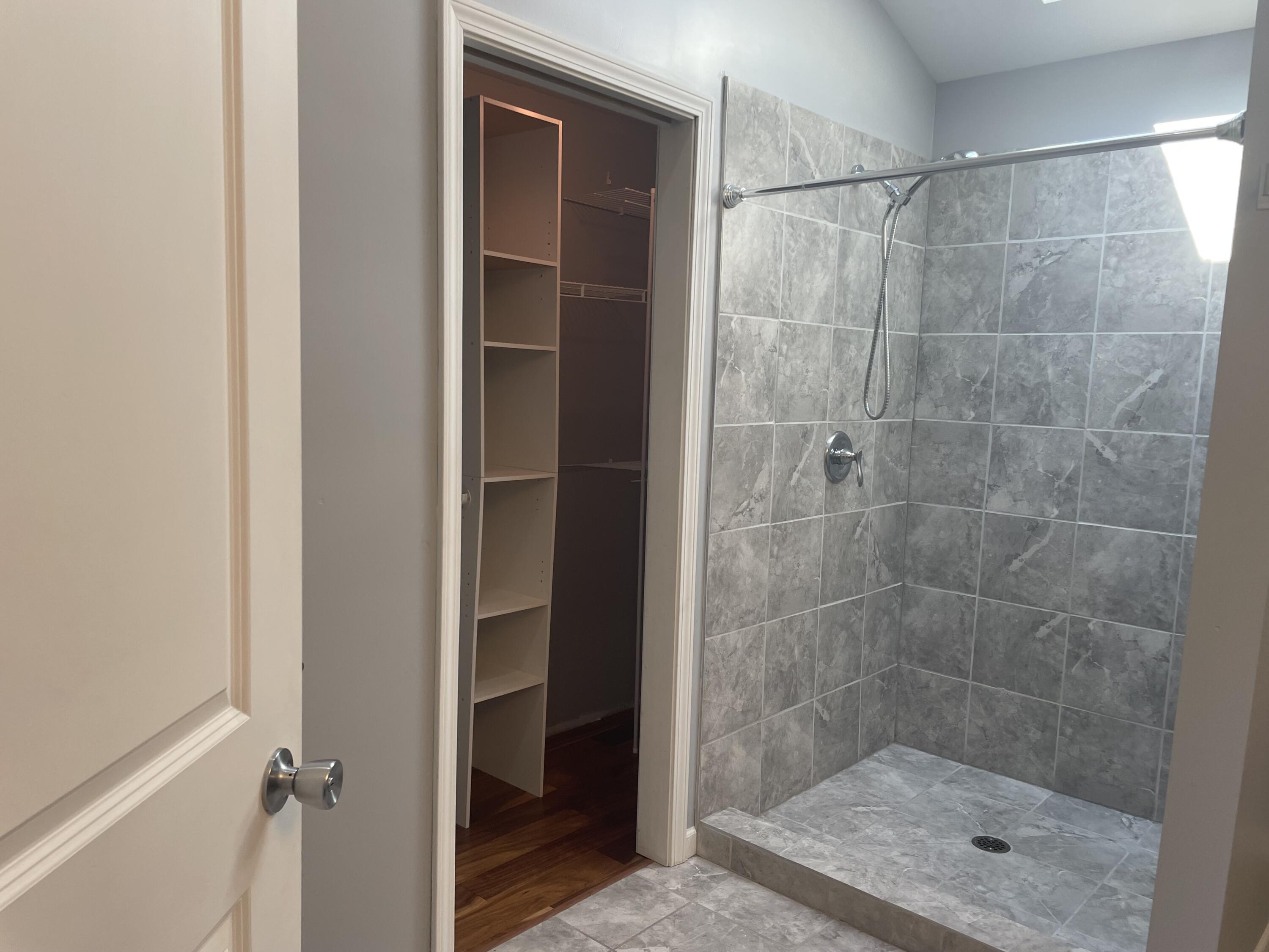 406 Northfield Lane, Valparaiso, IN 46383; Image #10