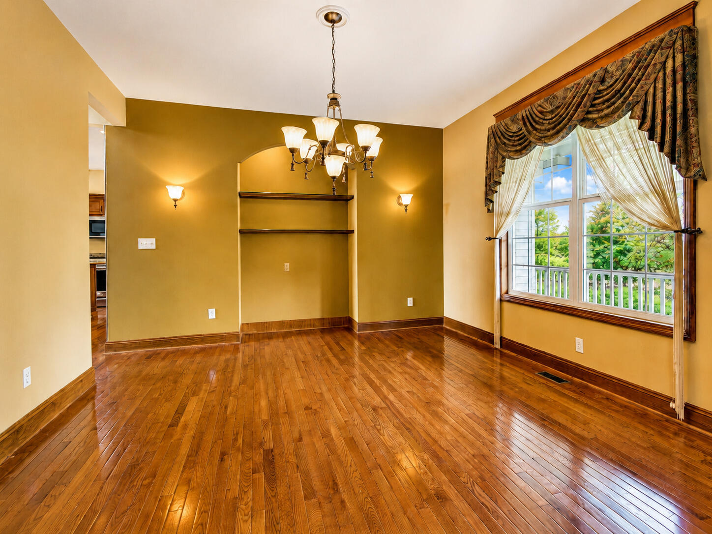 37 Covington Drive, Valparaiso, IN 46385; Image #10