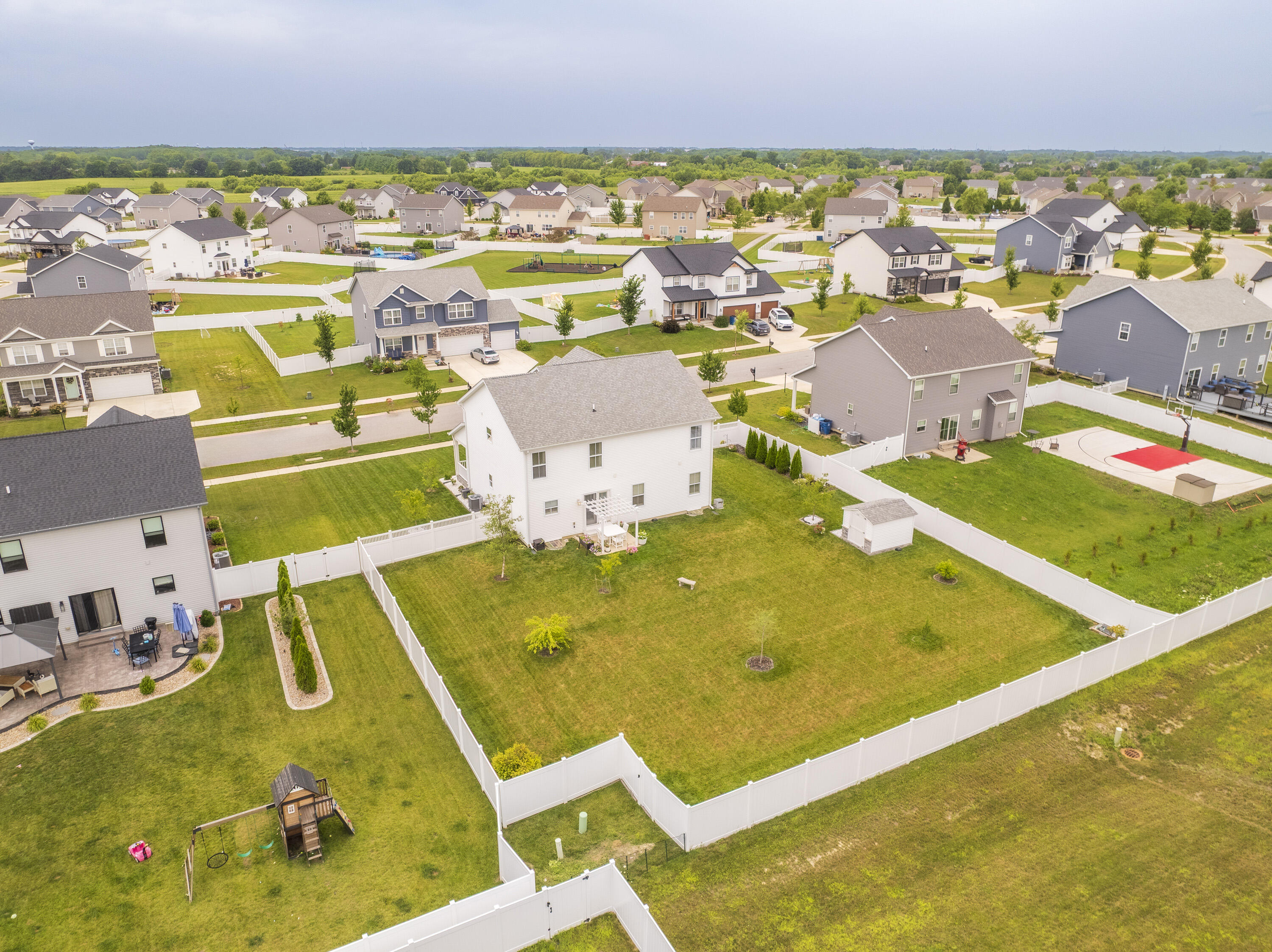 11163 Fayette Street, Winfield, IN 46307; Image #4