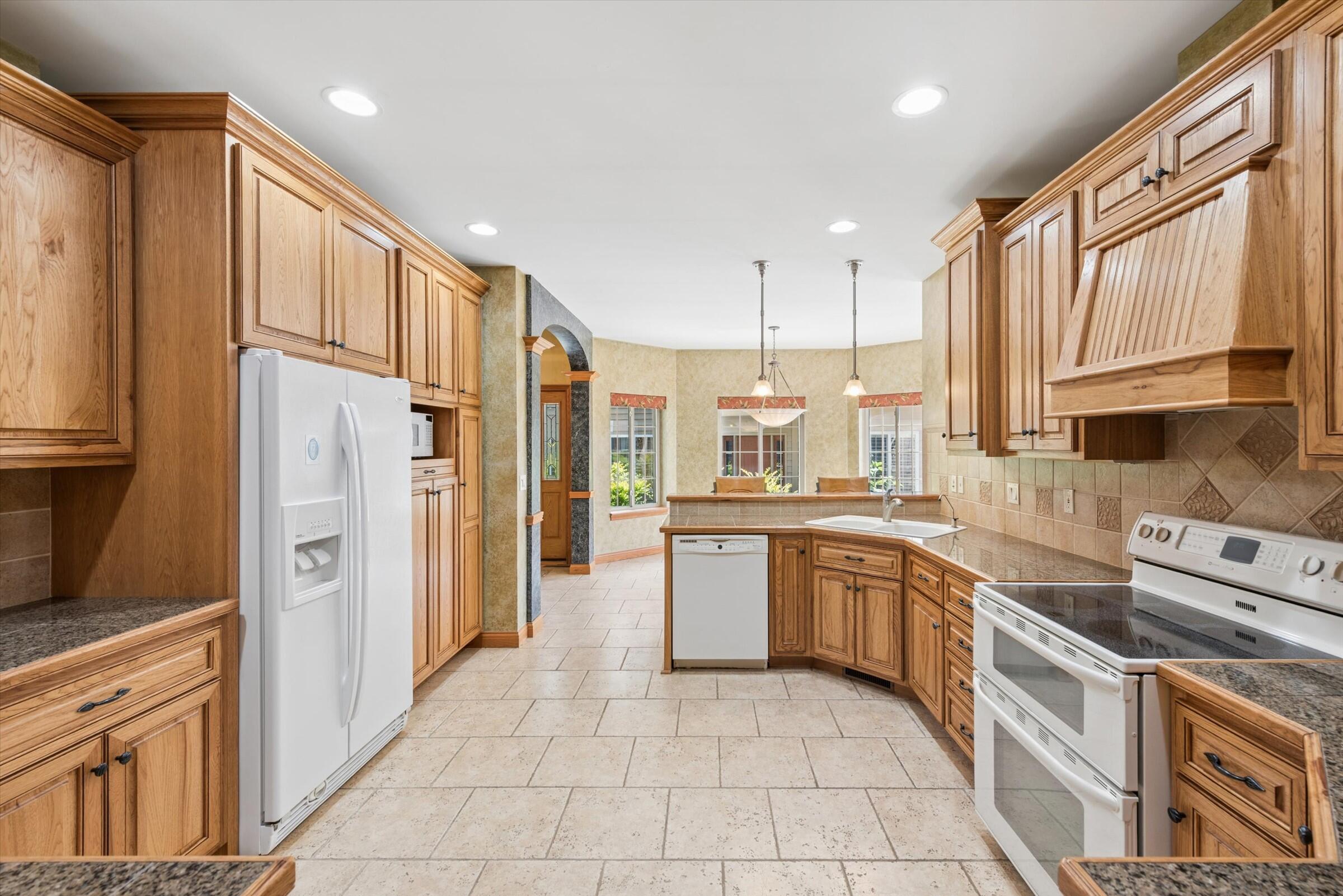 4906 Waters Edge Drive, Valparaiso, IN 46383; Image #5