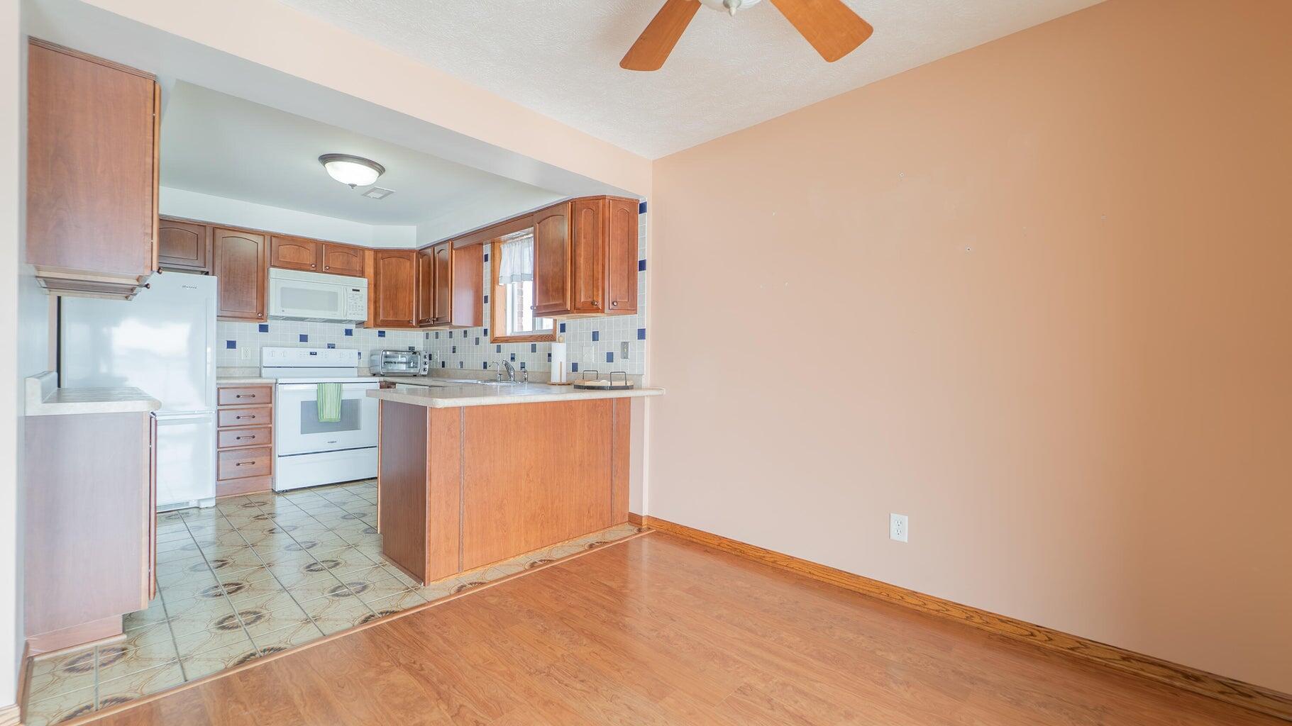 8121 Lake Shore Drive, Cedar Lake, IN #6, 46303; Image #24