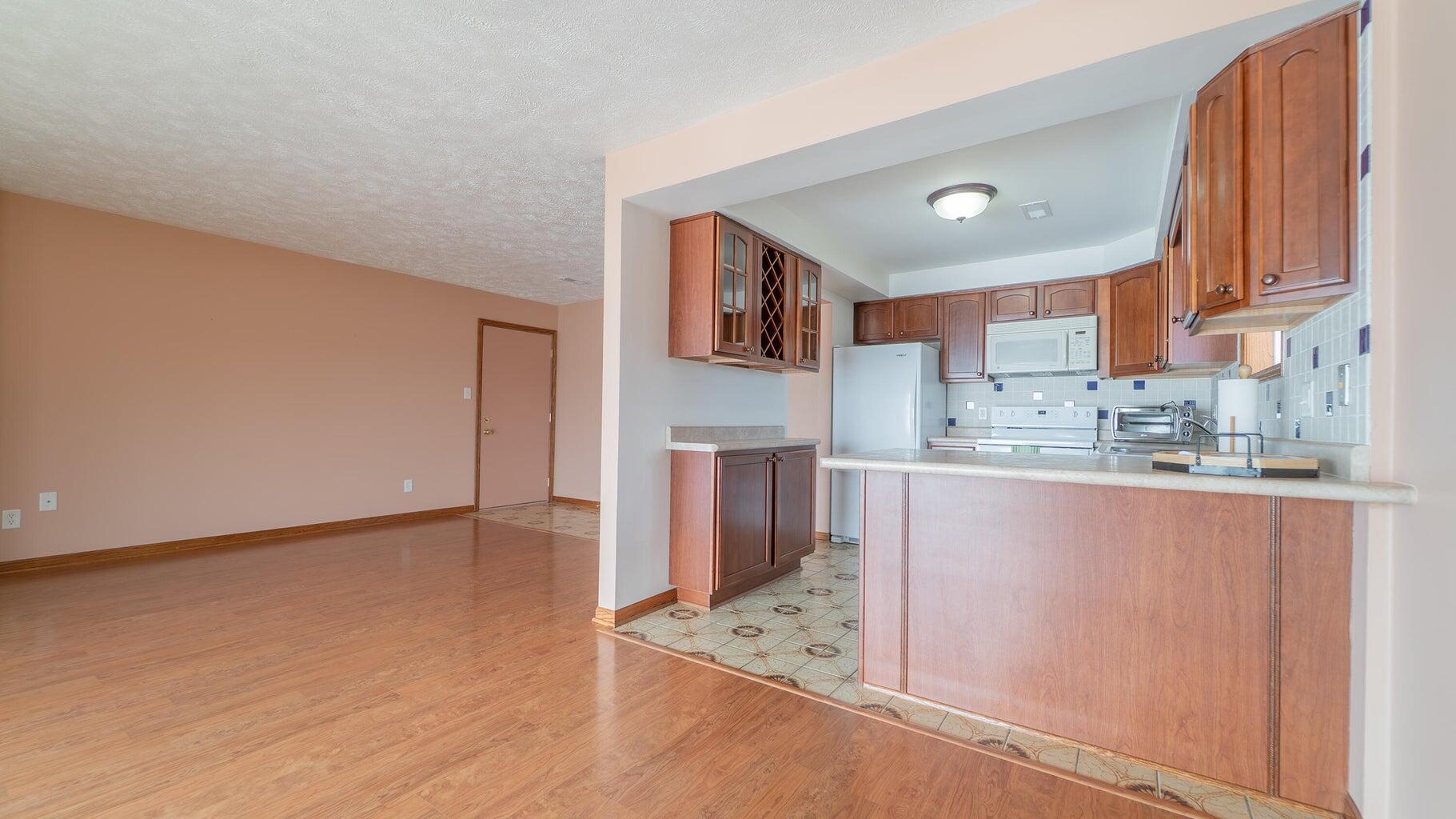 8121 Lake Shore Drive, Cedar Lake, IN #6, 46303; Image #25