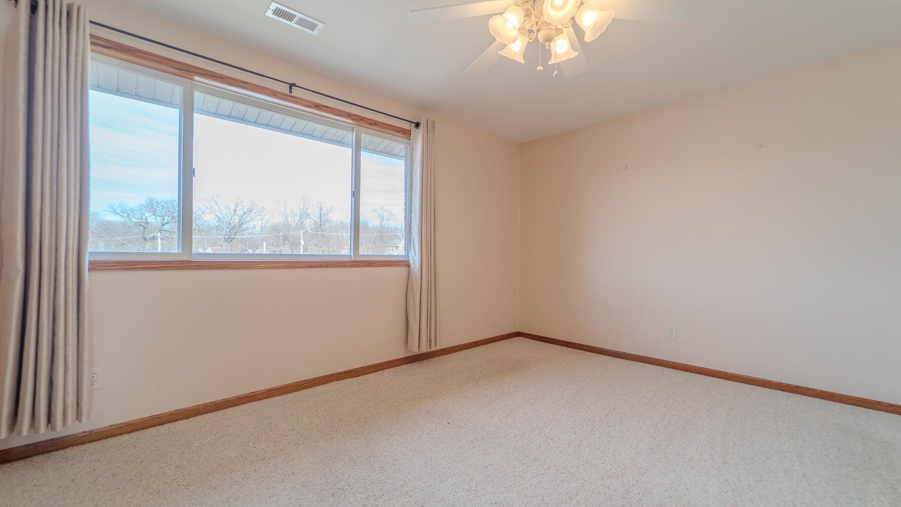 8121 Lake Shore Drive, Cedar Lake, IN #6, 46303; Image #31