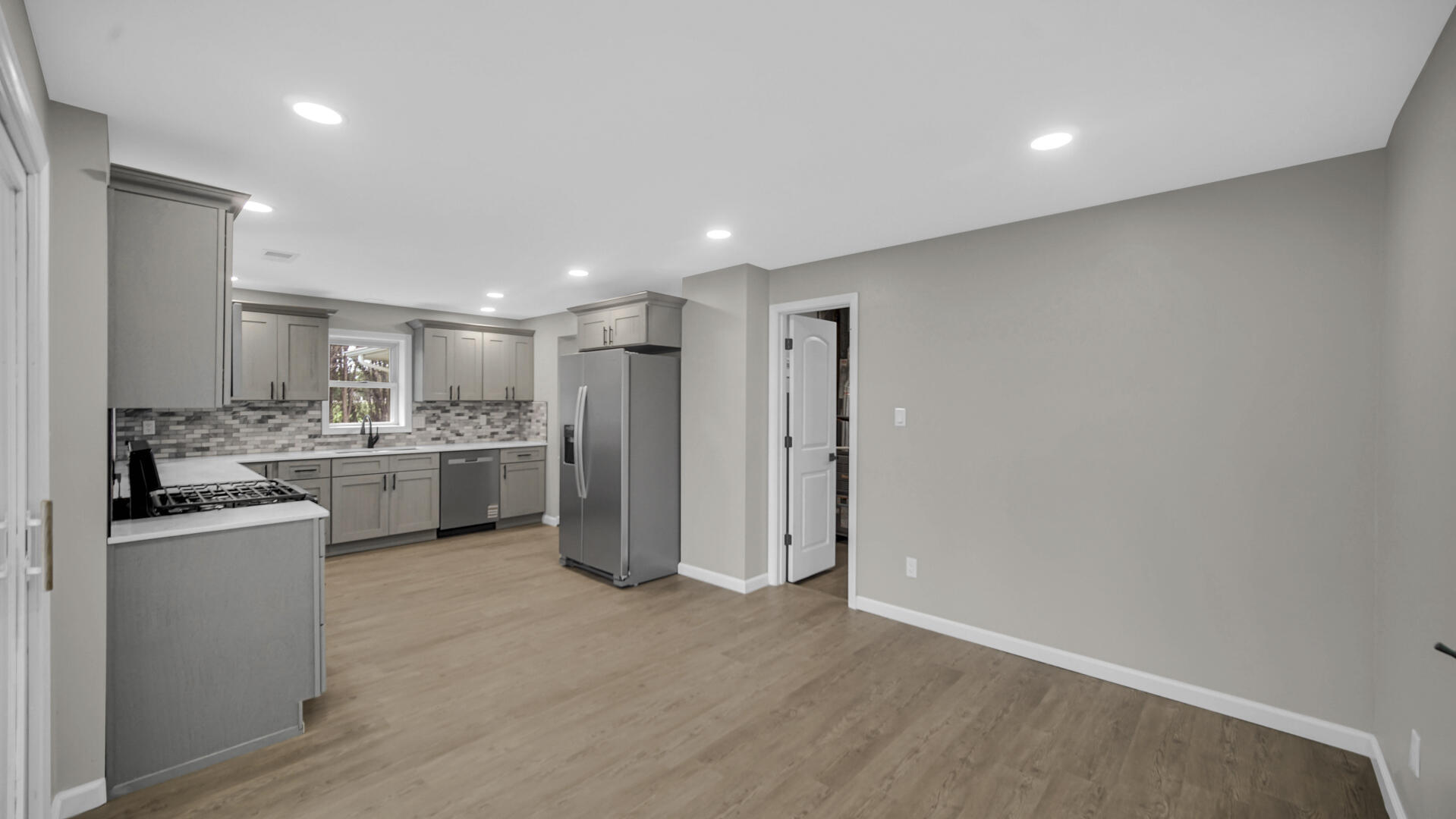 31118 Us-20, New Carlisle, IN 46552; Image #21