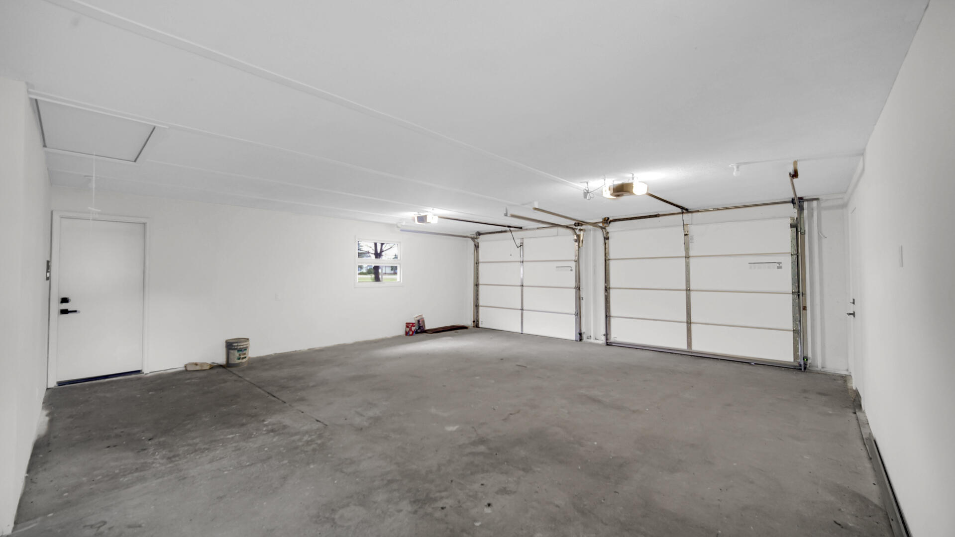 31118 Us-20, New Carlisle, IN 46552; Image #29