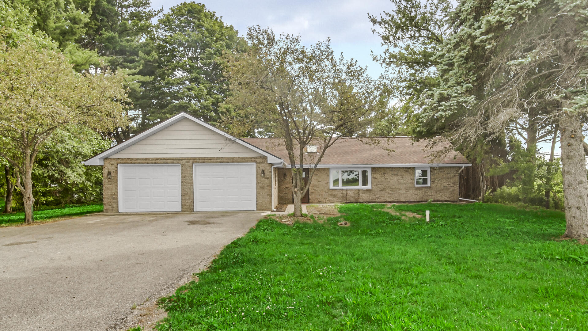 31118 Us-20, New Carlisle, IN 46552; Image #3