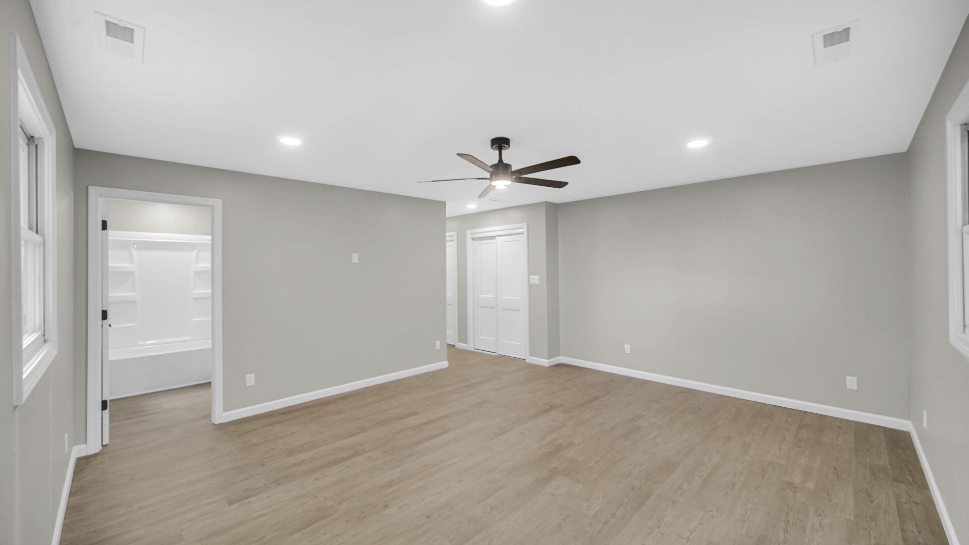 31118 Us-20, New Carlisle, IN 46552; Image #6