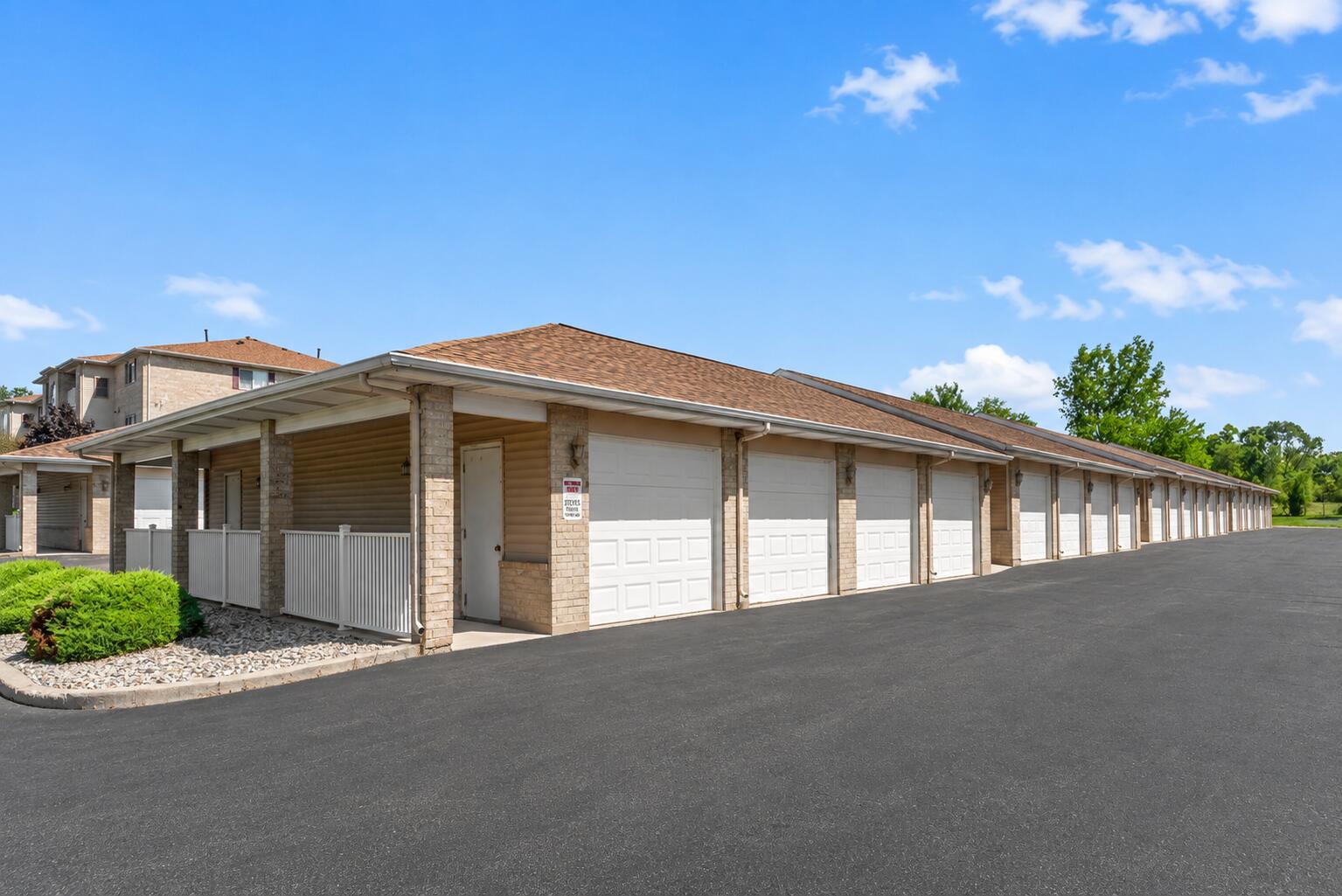 2007 W 75th Place, Merrillville, IN #21, 46410; Image #2