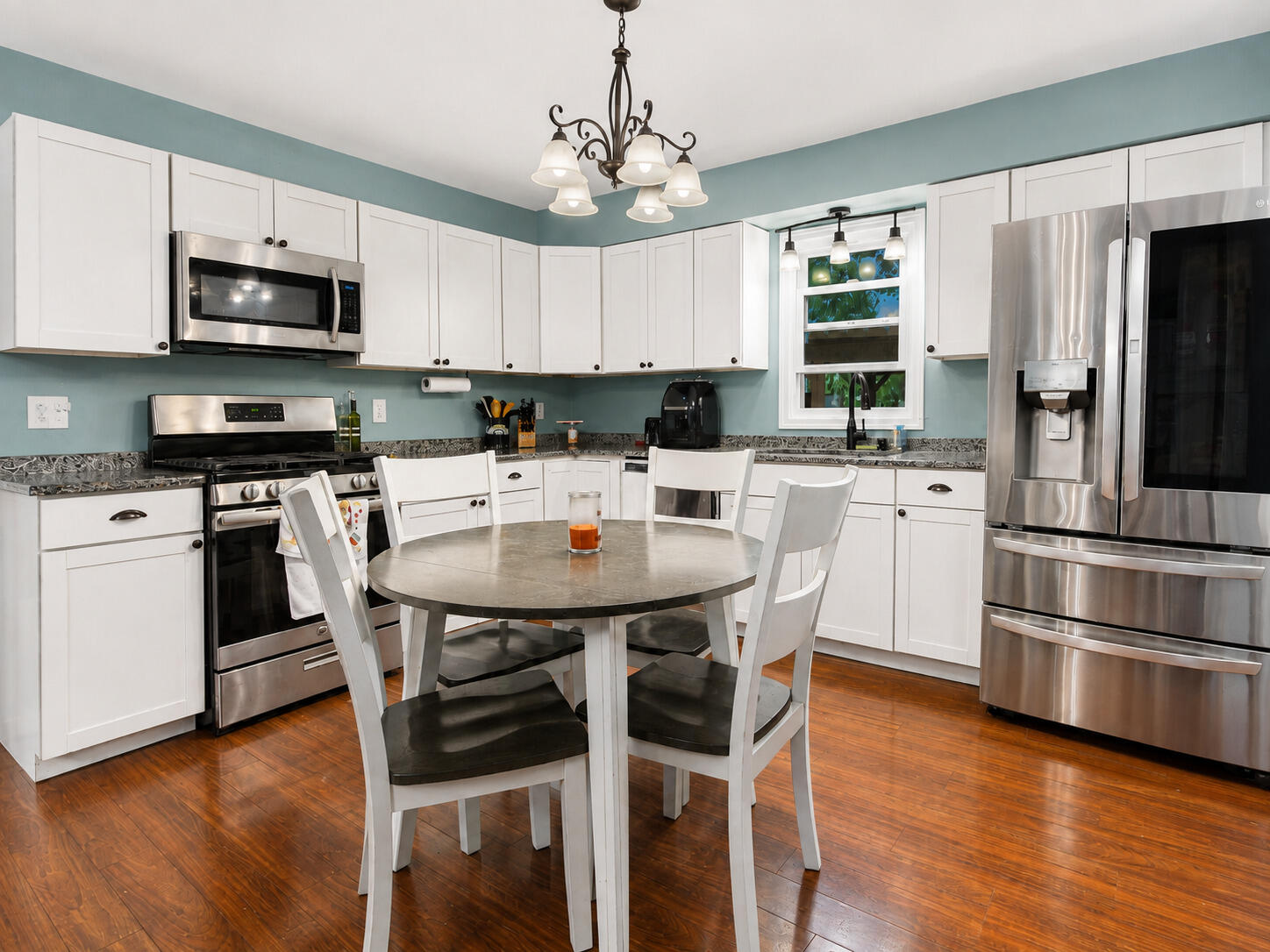 807 Henry Court, Hobart, IN 46342; Image #6