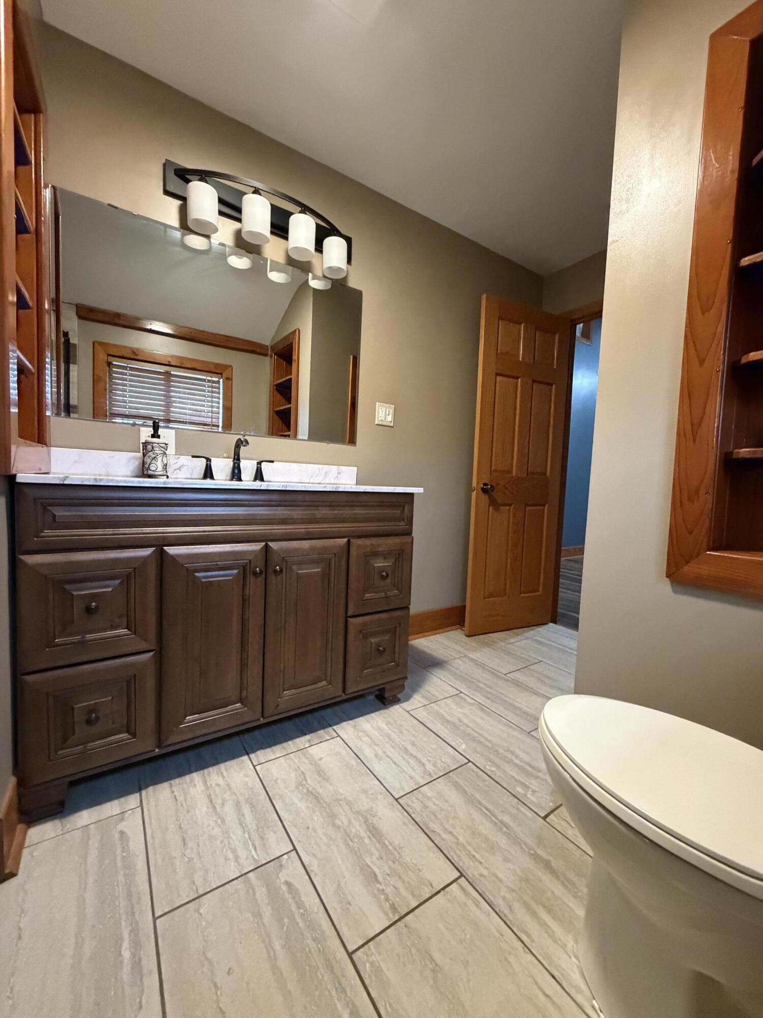 6818 Huron Avenue, Hammond, IN 46323; Image #31