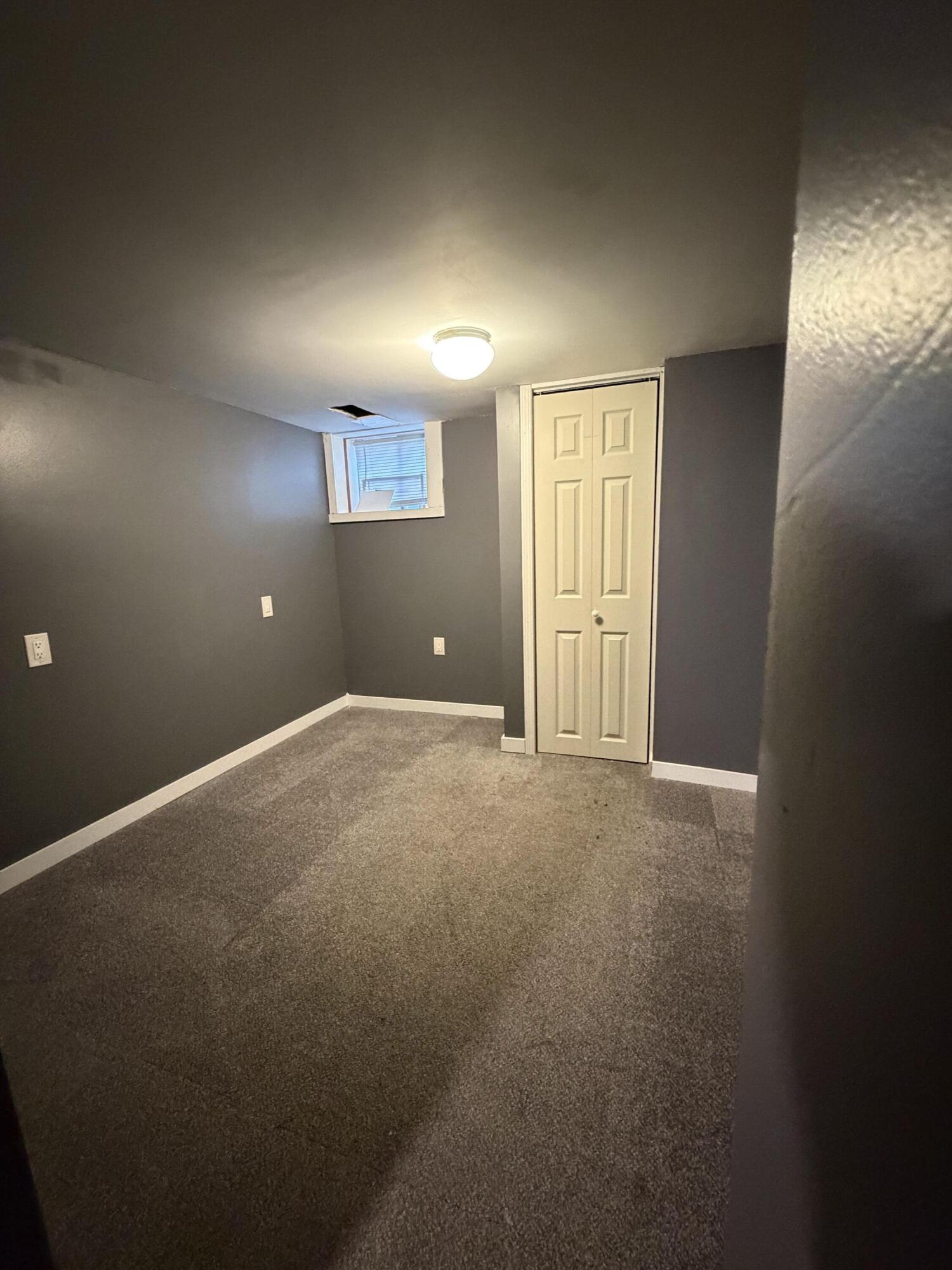 6818 Huron Avenue, Hammond, IN 46323; Image #39