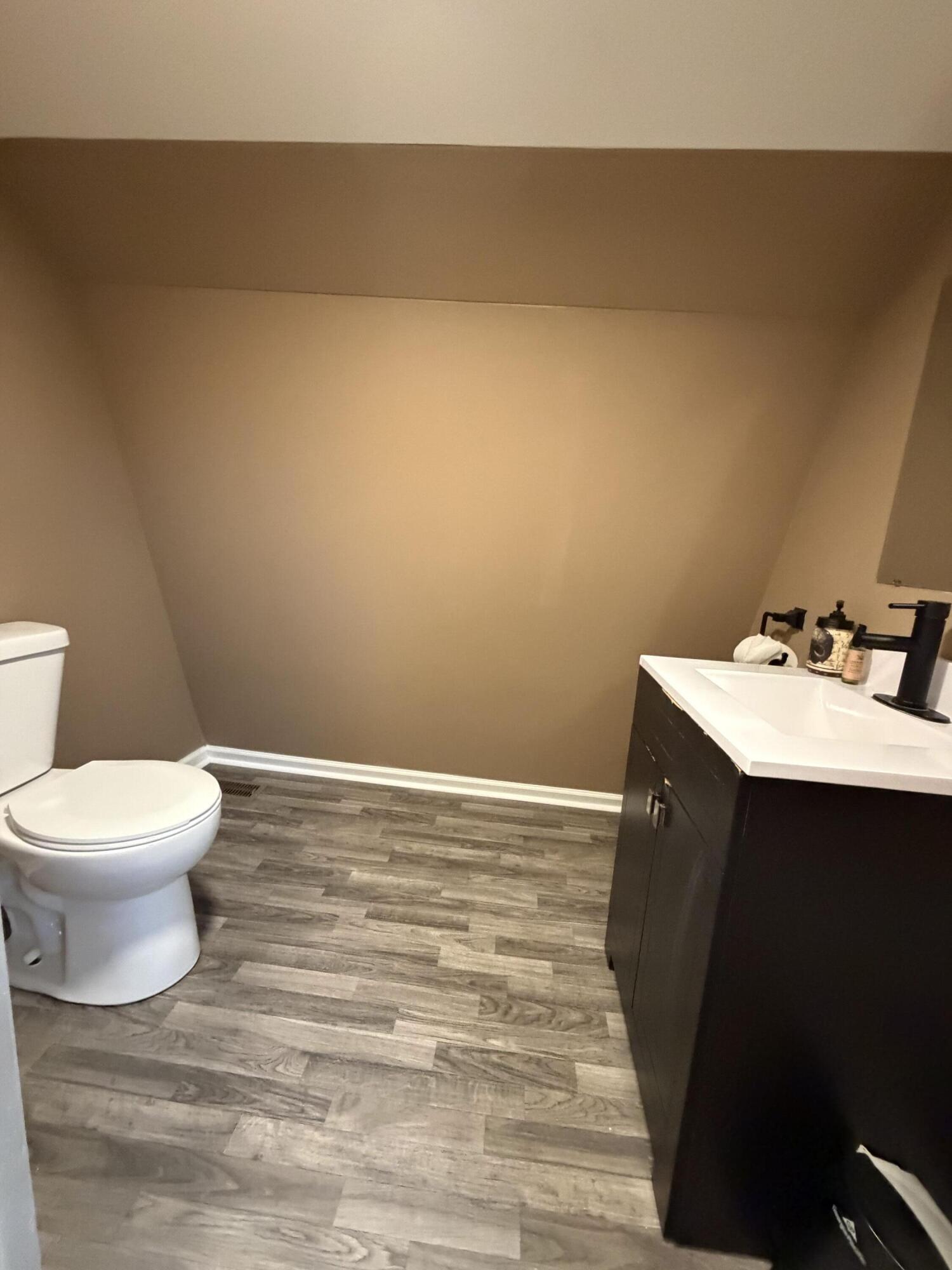 6818 Huron Avenue, Hammond, IN 46323; Image #43