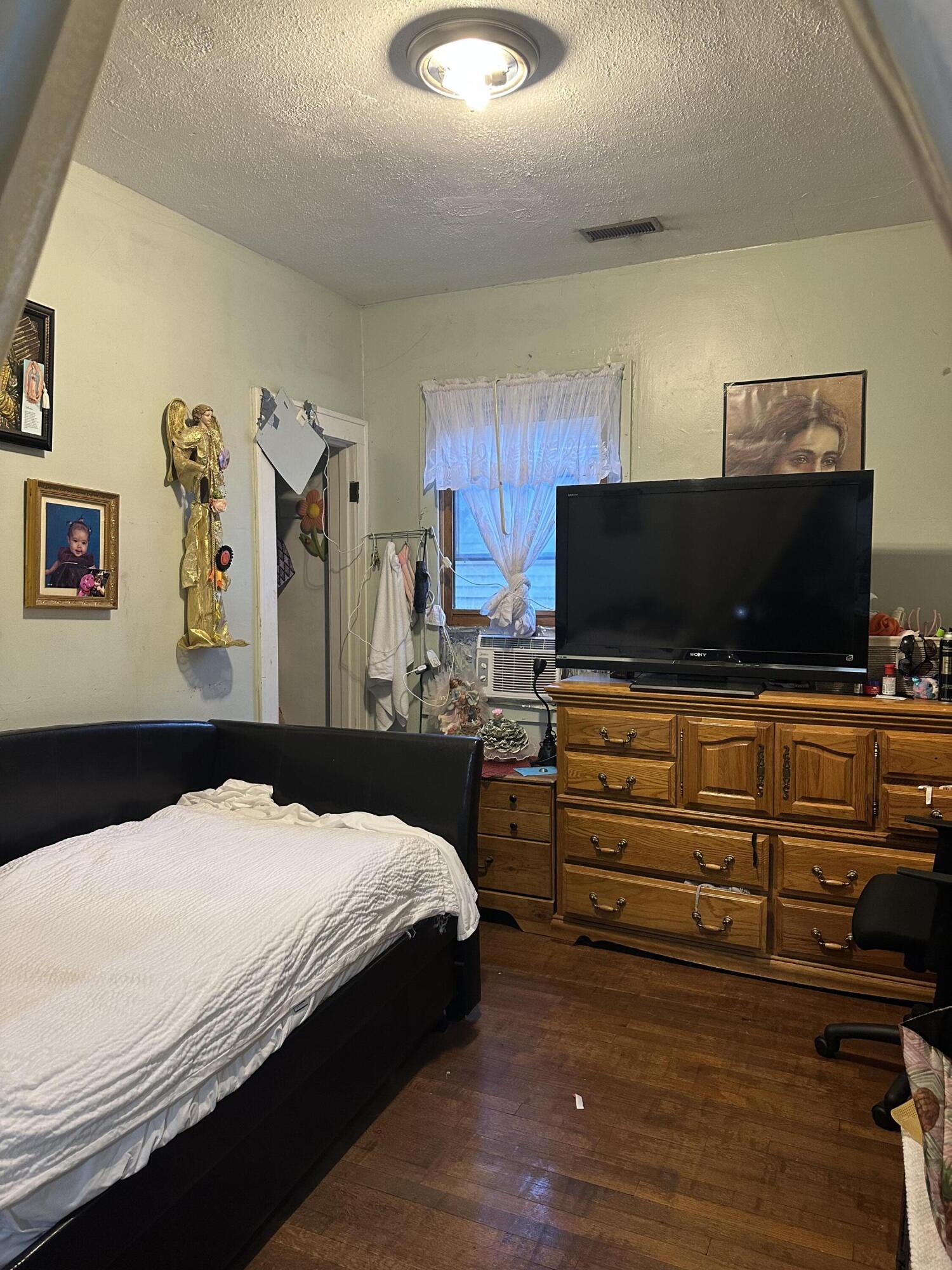 2773 Oklahoma Street, Lake Station, IN 46405; Image #6