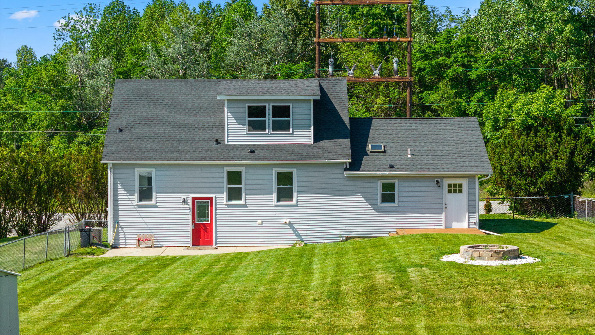 799 N 400 E, Valparaiso, IN 46383; Image #2