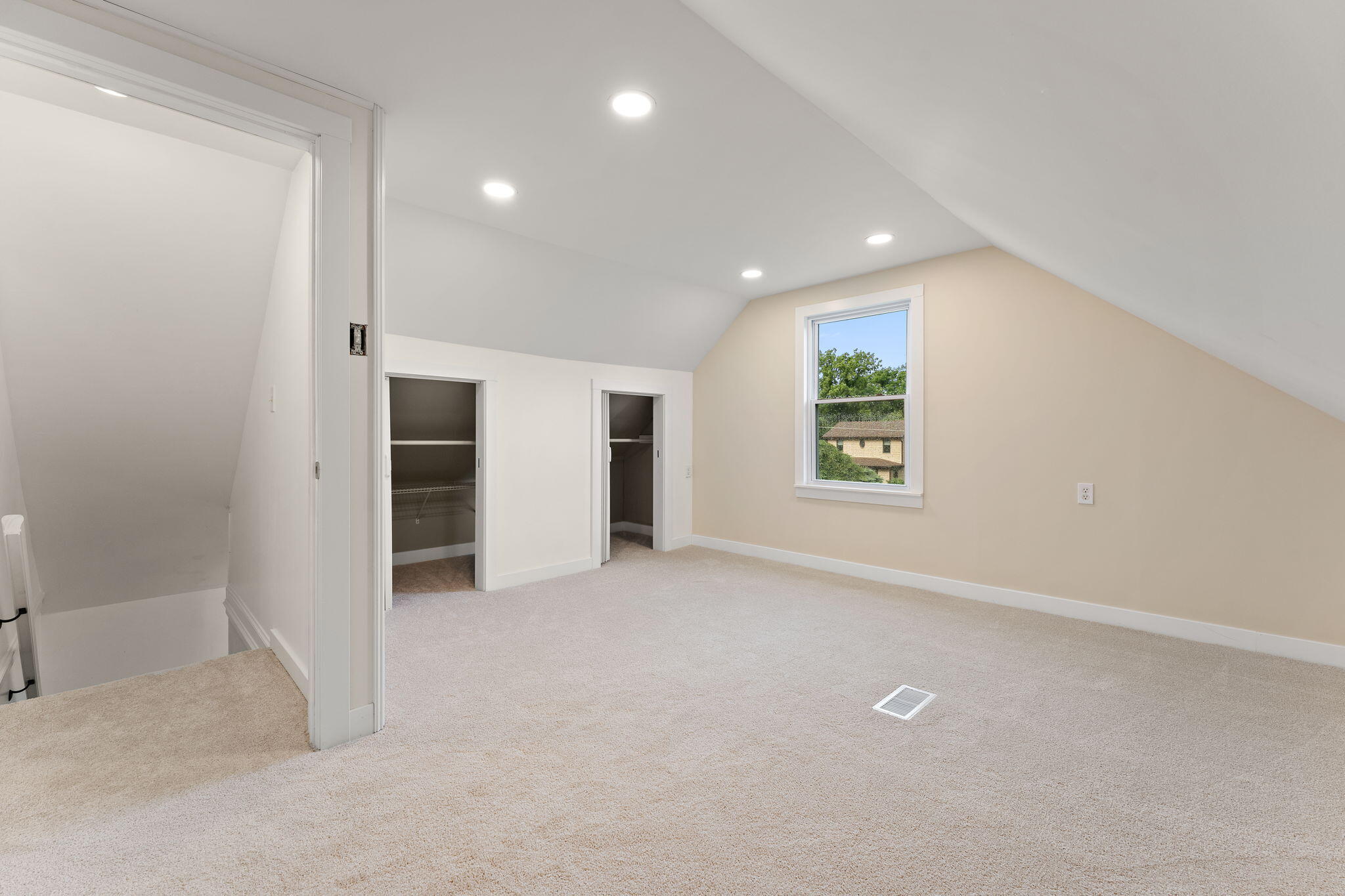 799 N 400 E, Valparaiso, IN 46383; Image #32