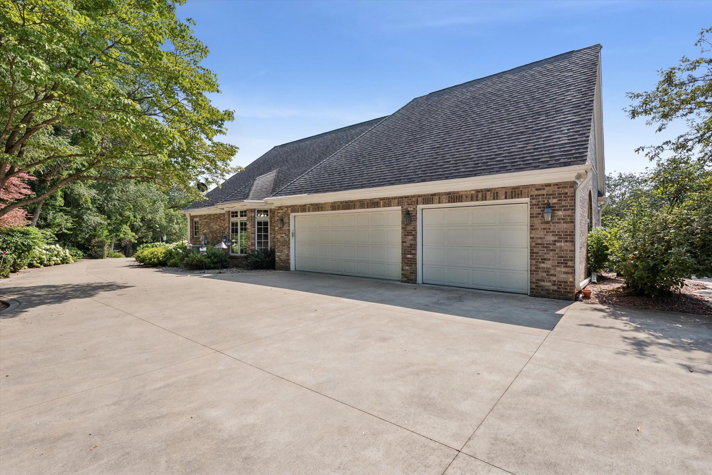 8133 Ridgeview Road, Michigan City, IN 46360; Image #28