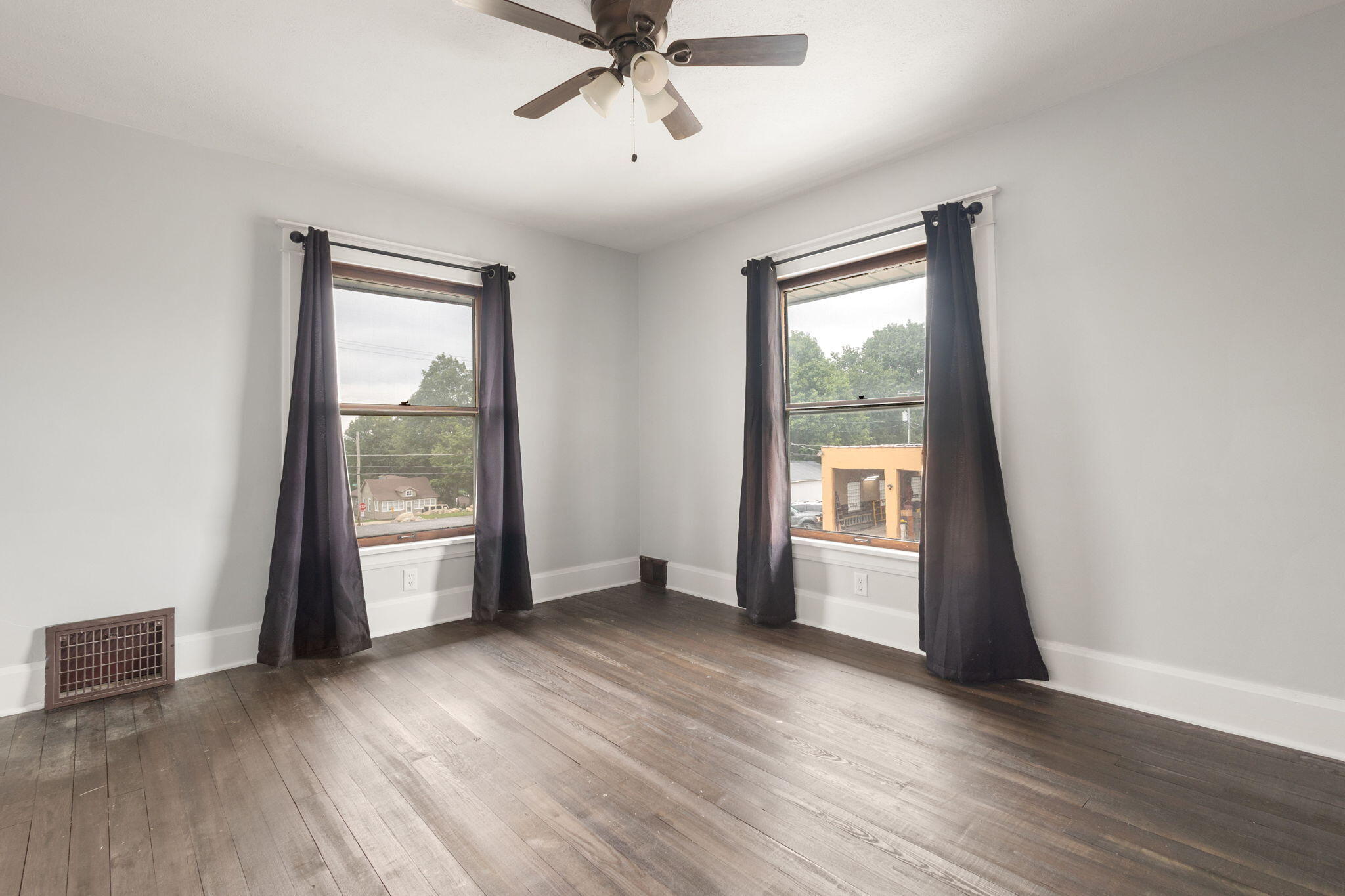 101 W Michigan Street, New Carlisle, IN 46552; Image #31