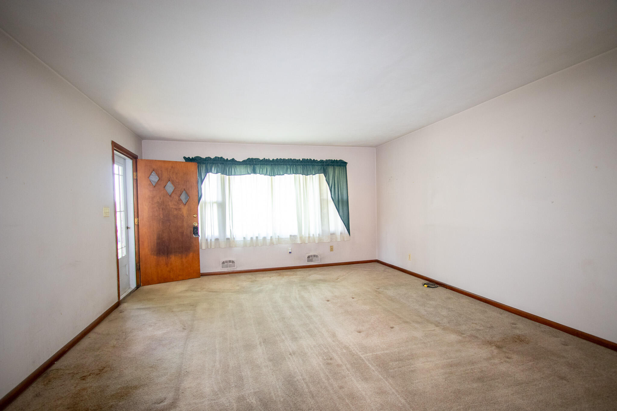 1807 Ohio Street, La Porte, IN 46350; Image #12