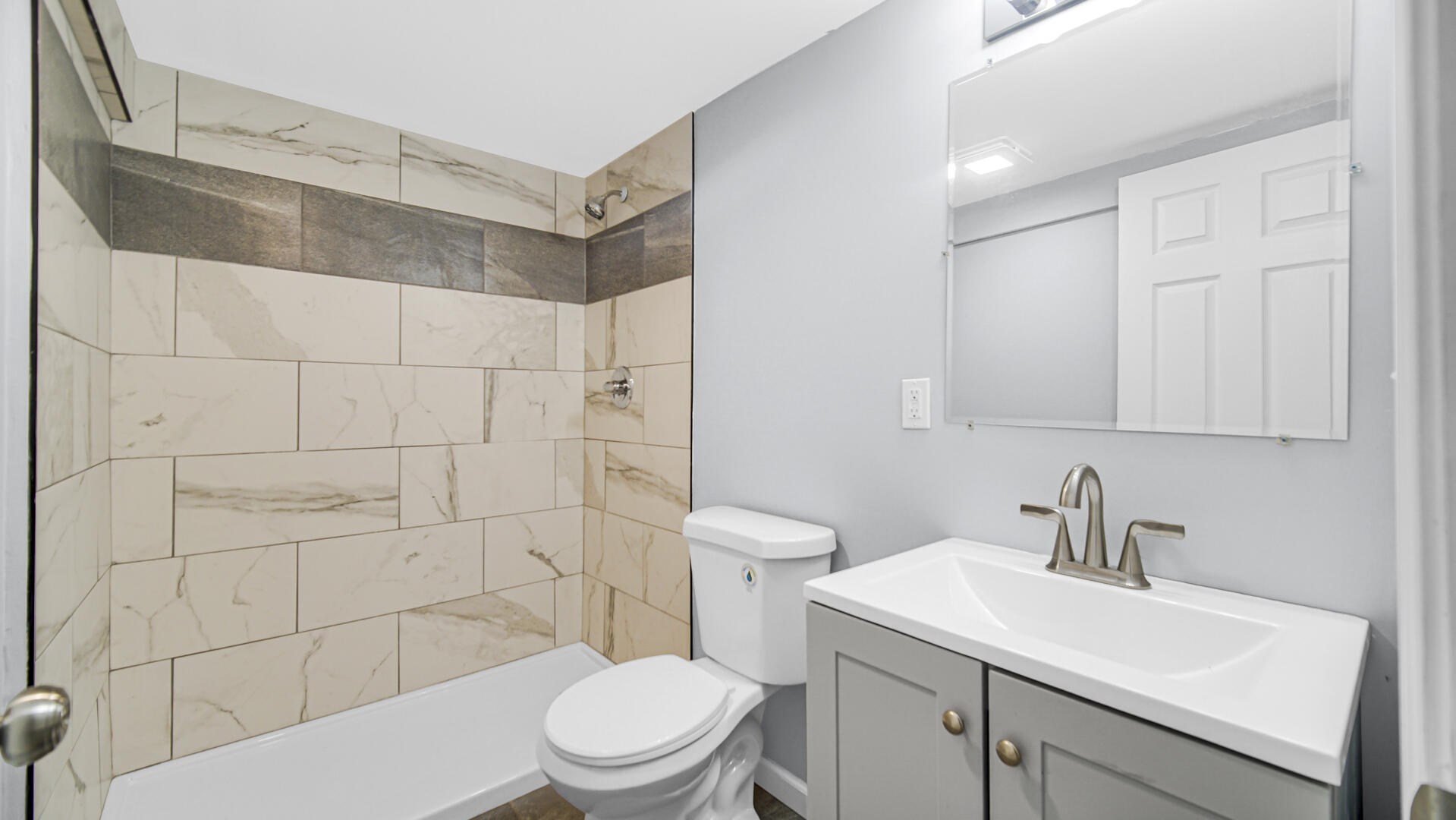 361 Madison Street, Gary, IN 46402; Image #10