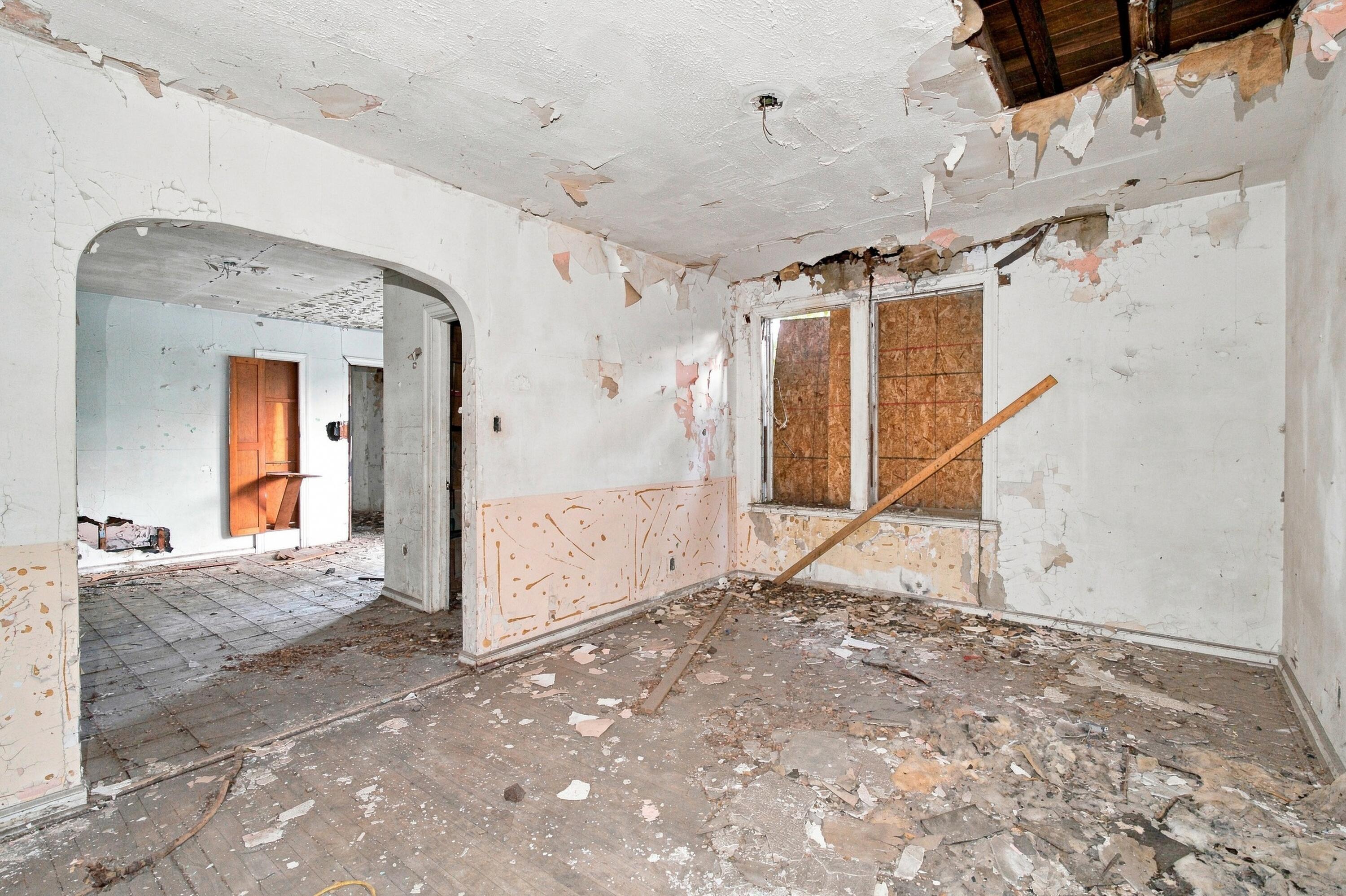 400 E 41st Avenue, Gary, IN 46409; Image #13