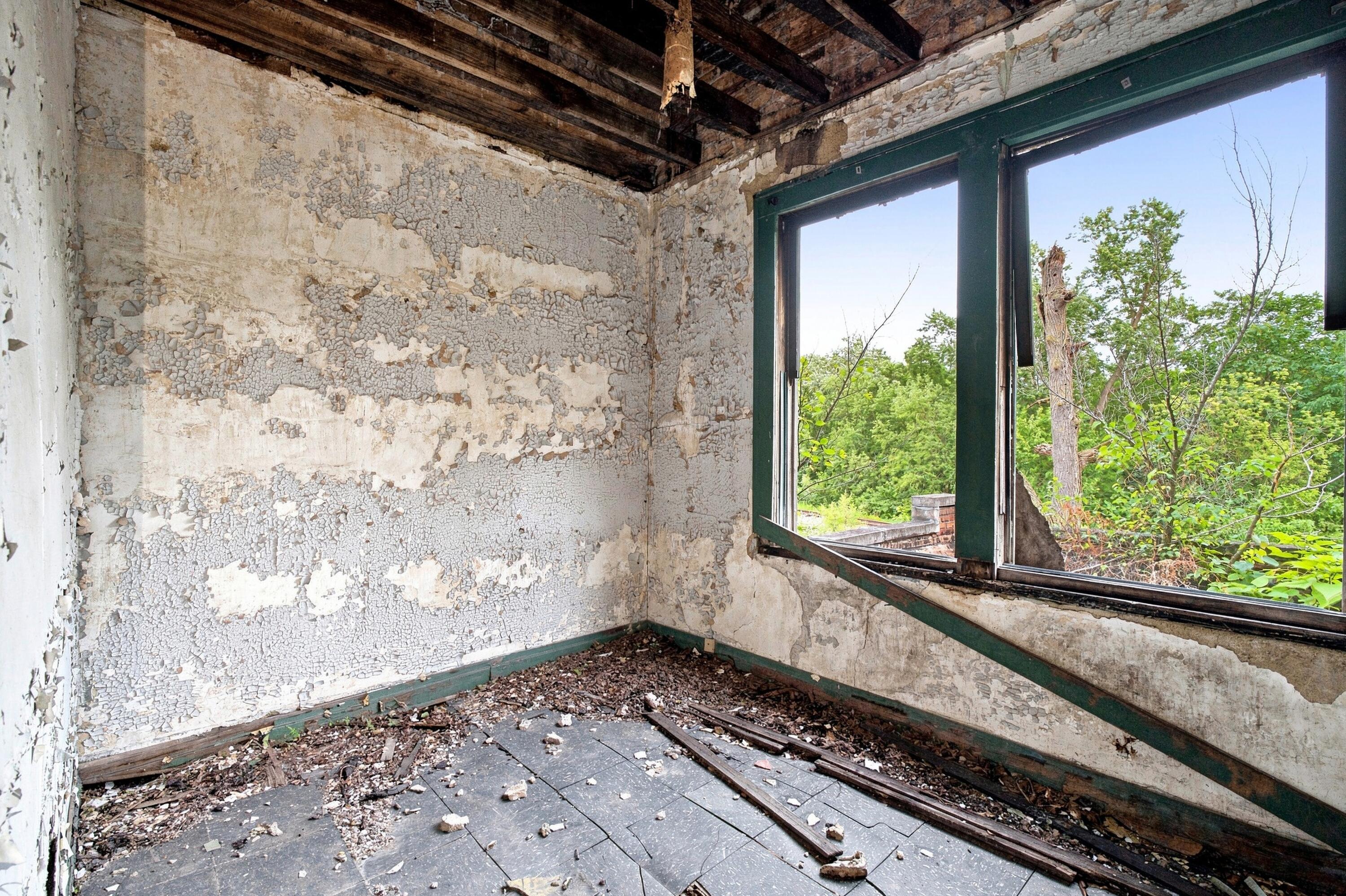 400 E 41st Avenue, Gary, IN 46409; Image #20