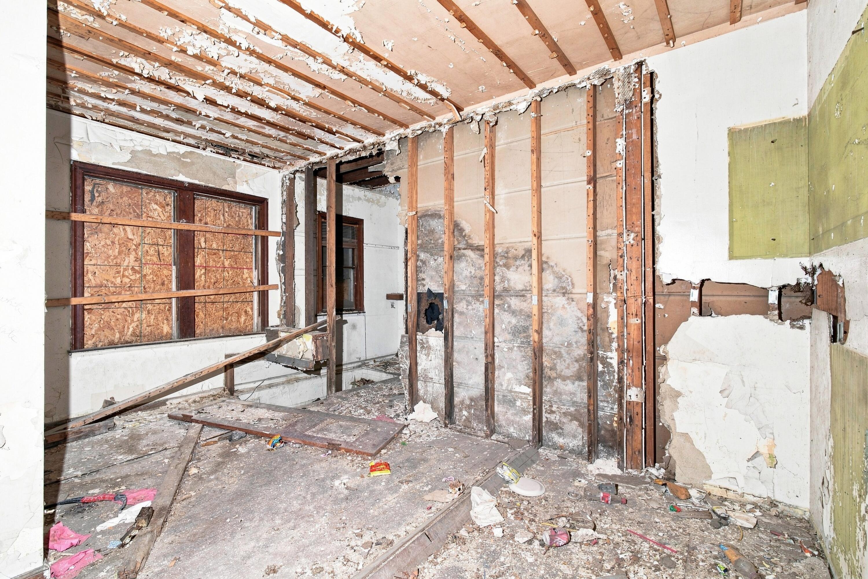 400 E 41st Avenue, Gary, IN 46409; Image #38