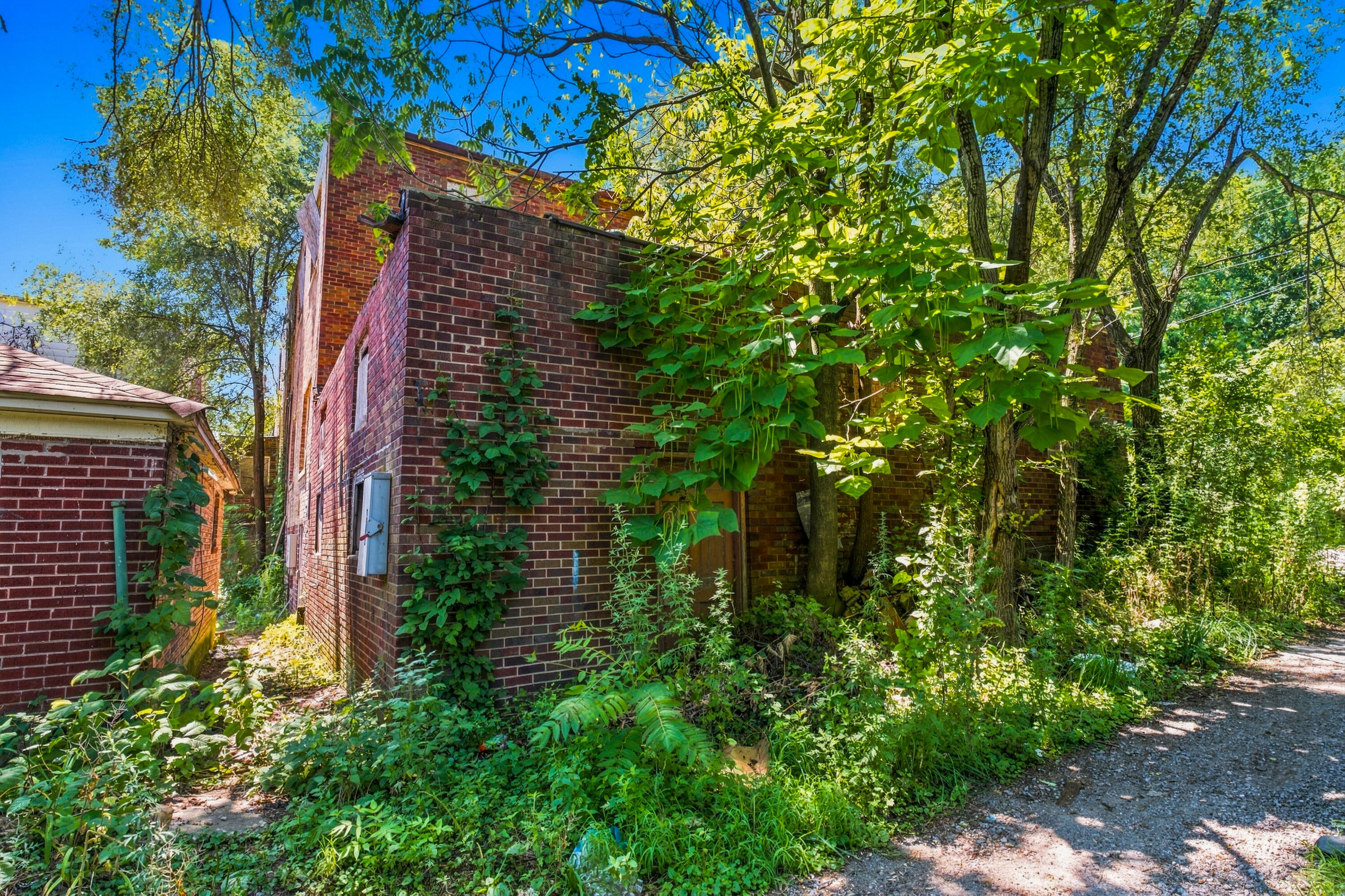 400 E 41st Avenue, Gary, IN 46409; Image #5