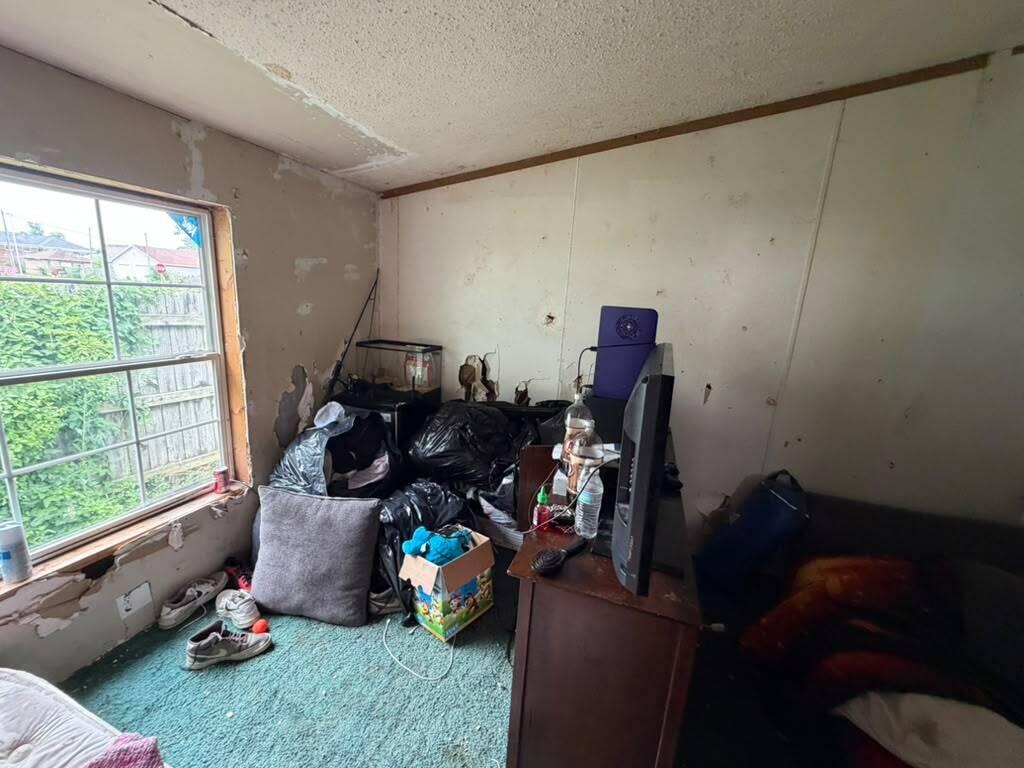 208 W South Street, Linden, IN 47955; Image #4