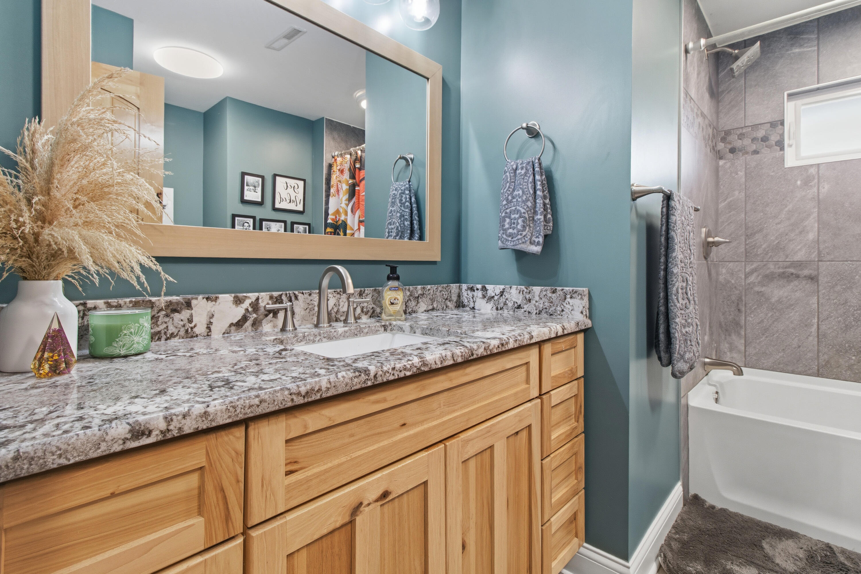 8434 Delaware Place, Highland, IN 46322; Image #16