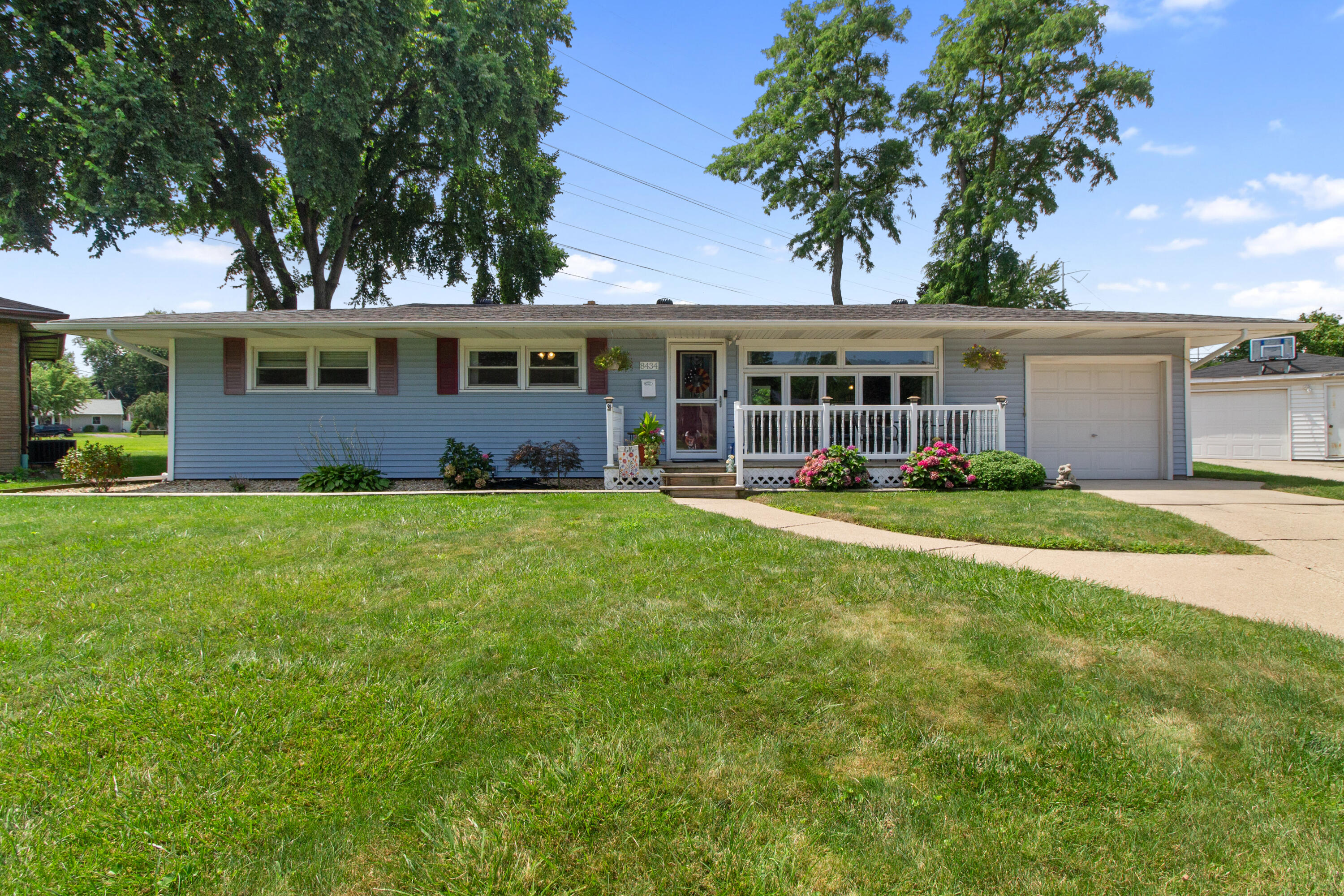 8434 Delaware Place, Highland, IN 46322; Image #2