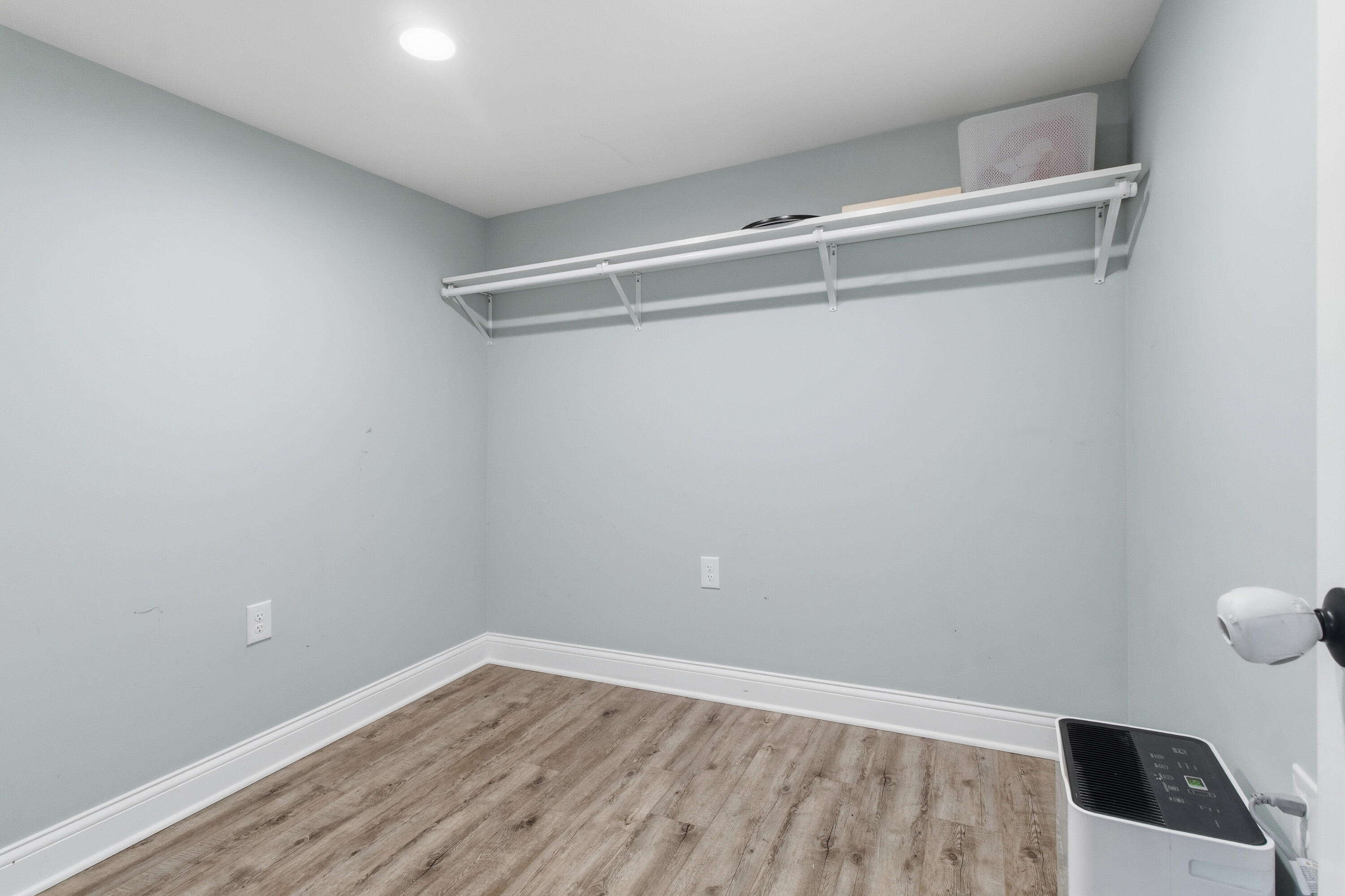 8434 Delaware Place, Highland, IN 46322; Image #23