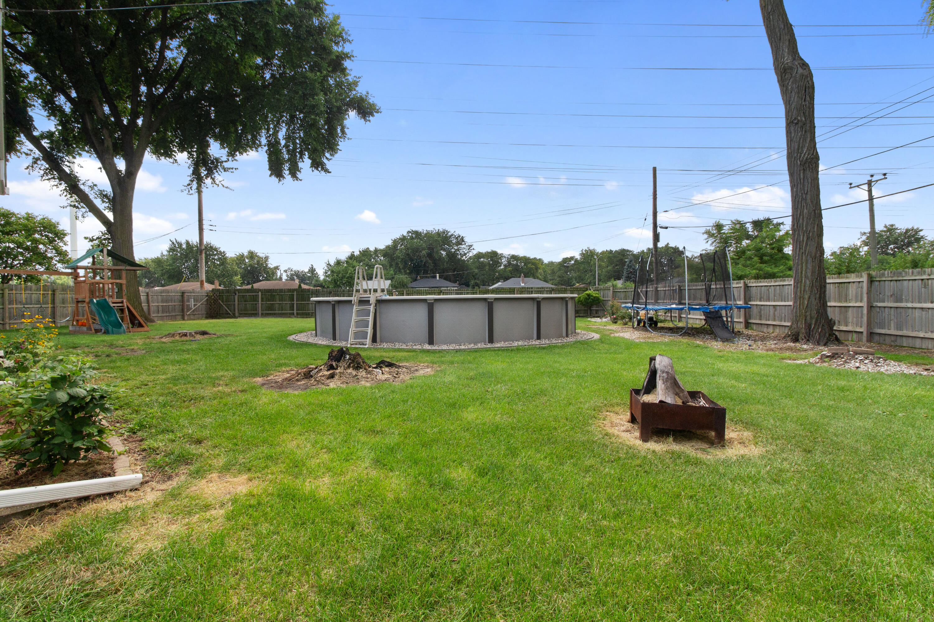8434 Delaware Place, Highland, IN 46322; Image #28
