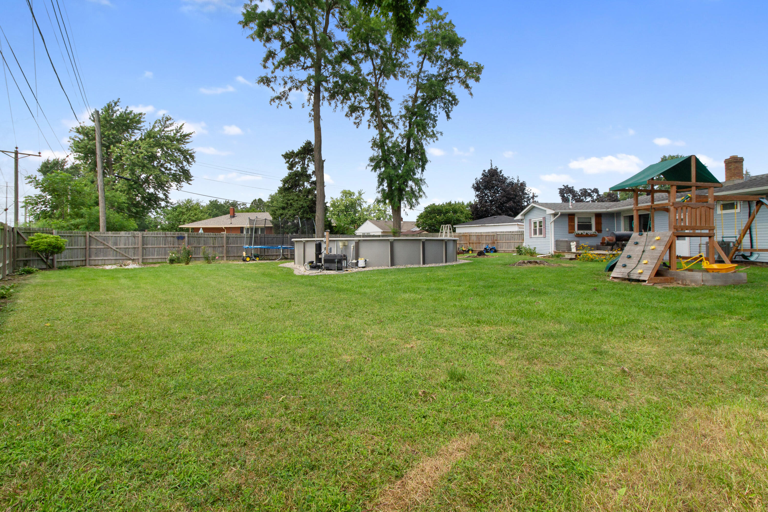 8434 Delaware Place, Highland, IN 46322; Image #29