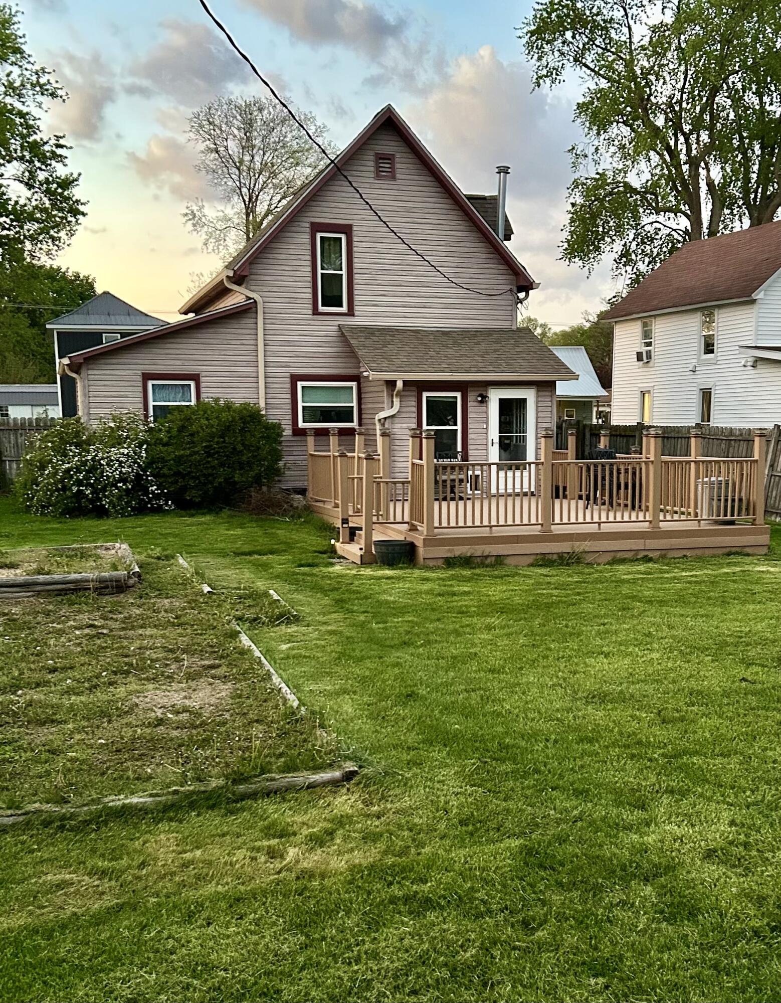125 E Broadway Street, Brook, IN 47922; Image #11