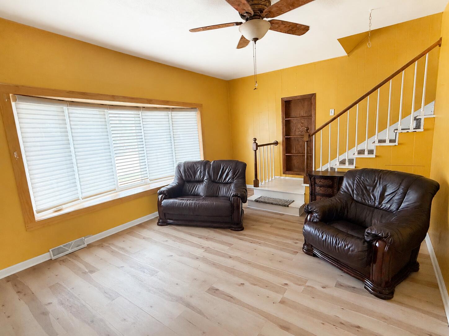 125 E Broadway Street, Brook, IN 47922; Image #5