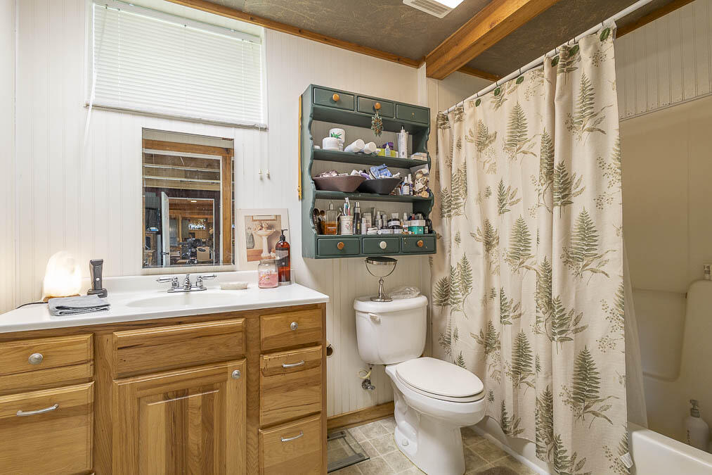 174 N 600 W, Valparaiso, IN 46385; Image #58