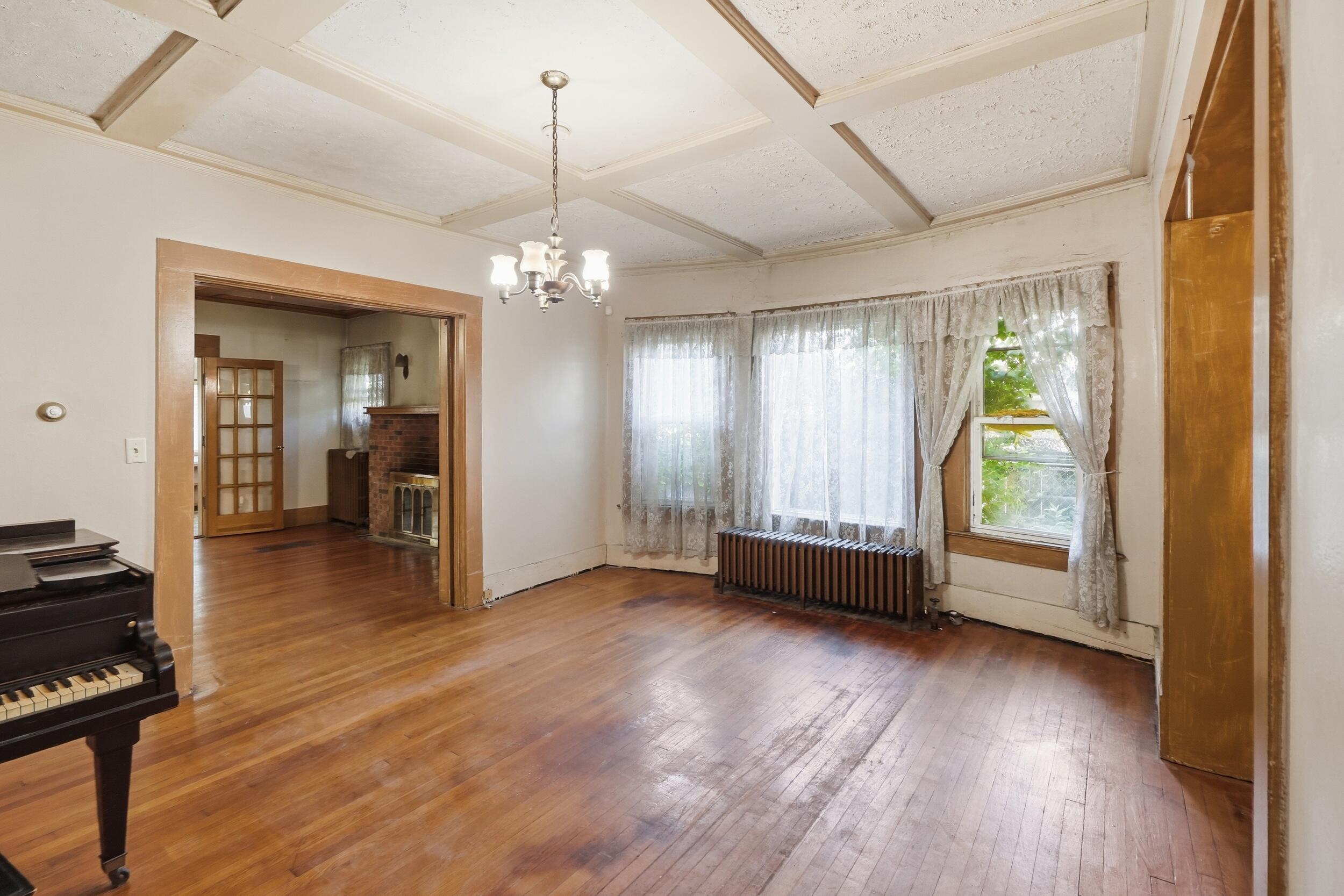 50 Highland Street, Hammond, IN 46320; Image #4