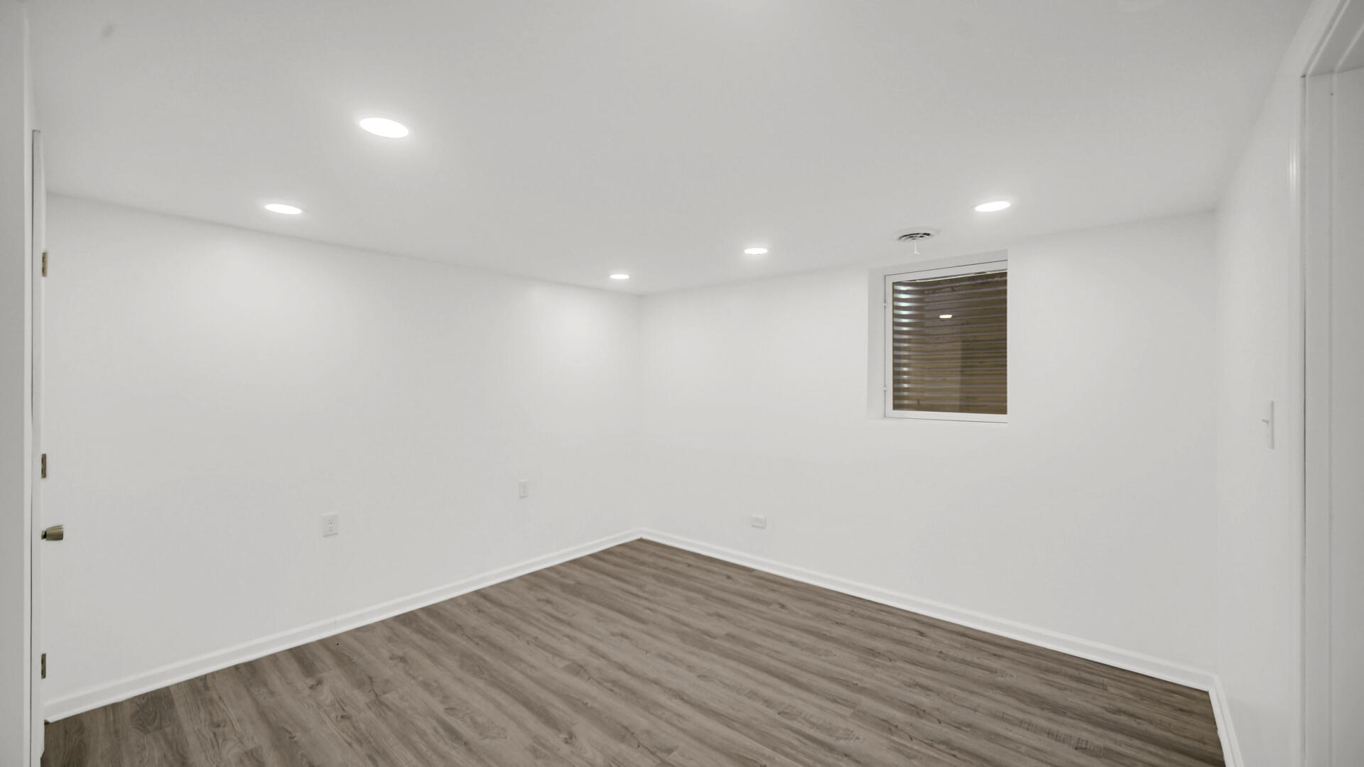 4946 Van Buren Street, Gary, IN 46408; Image #18