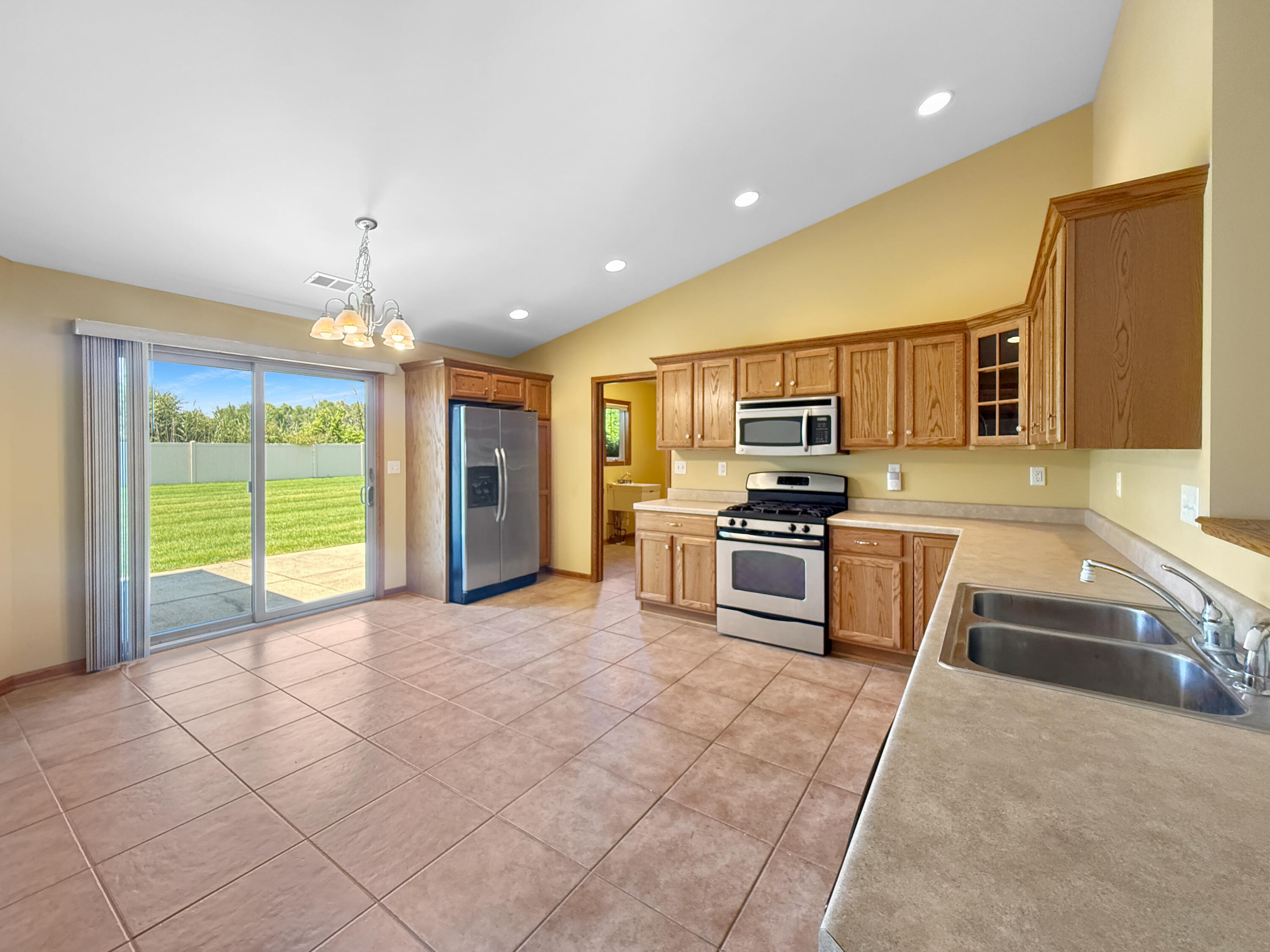 9898 Hart Street, St. John, IN 46373; Image #11