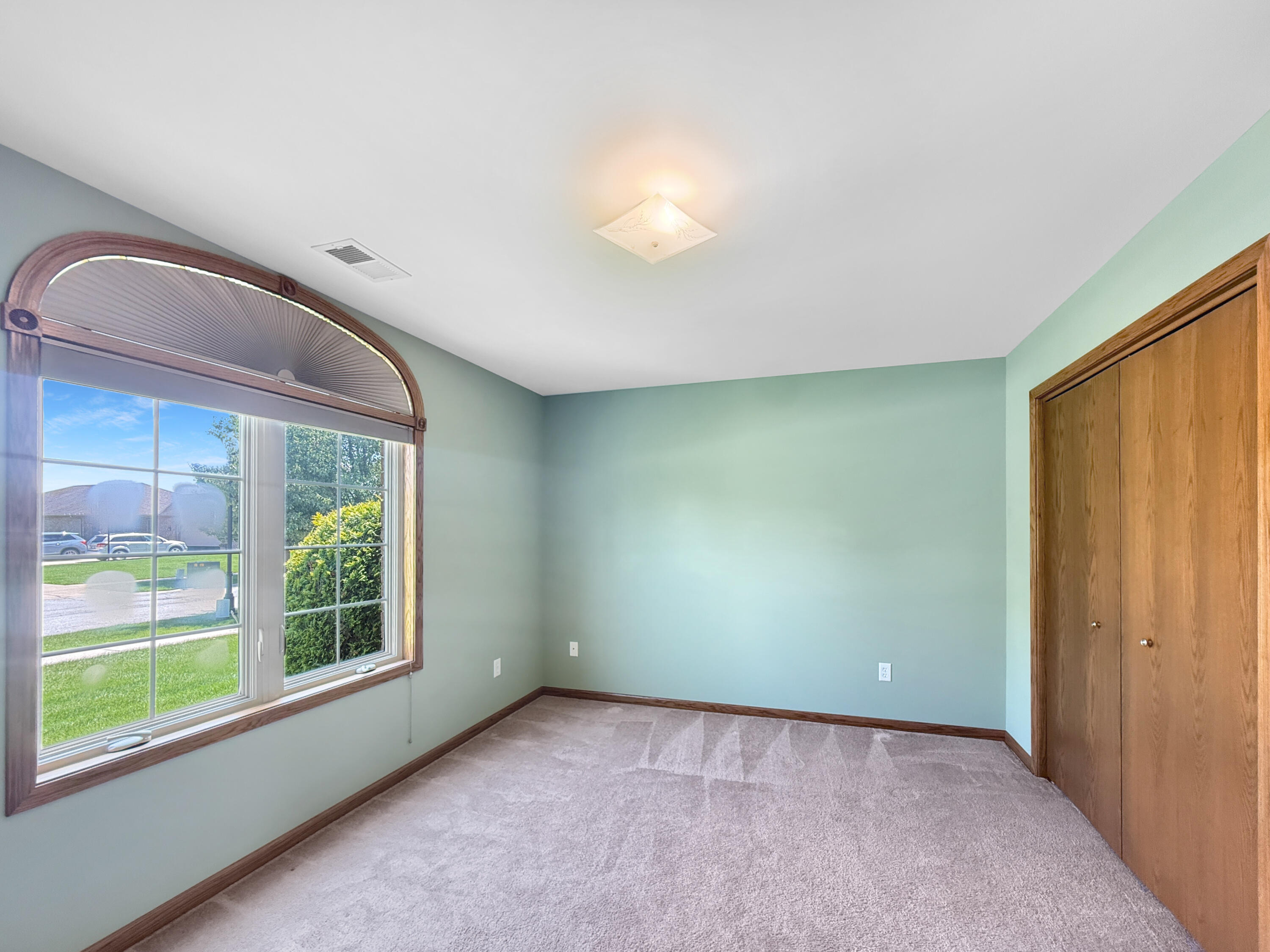 9898 Hart Street, St. John, IN 46373; Image #17