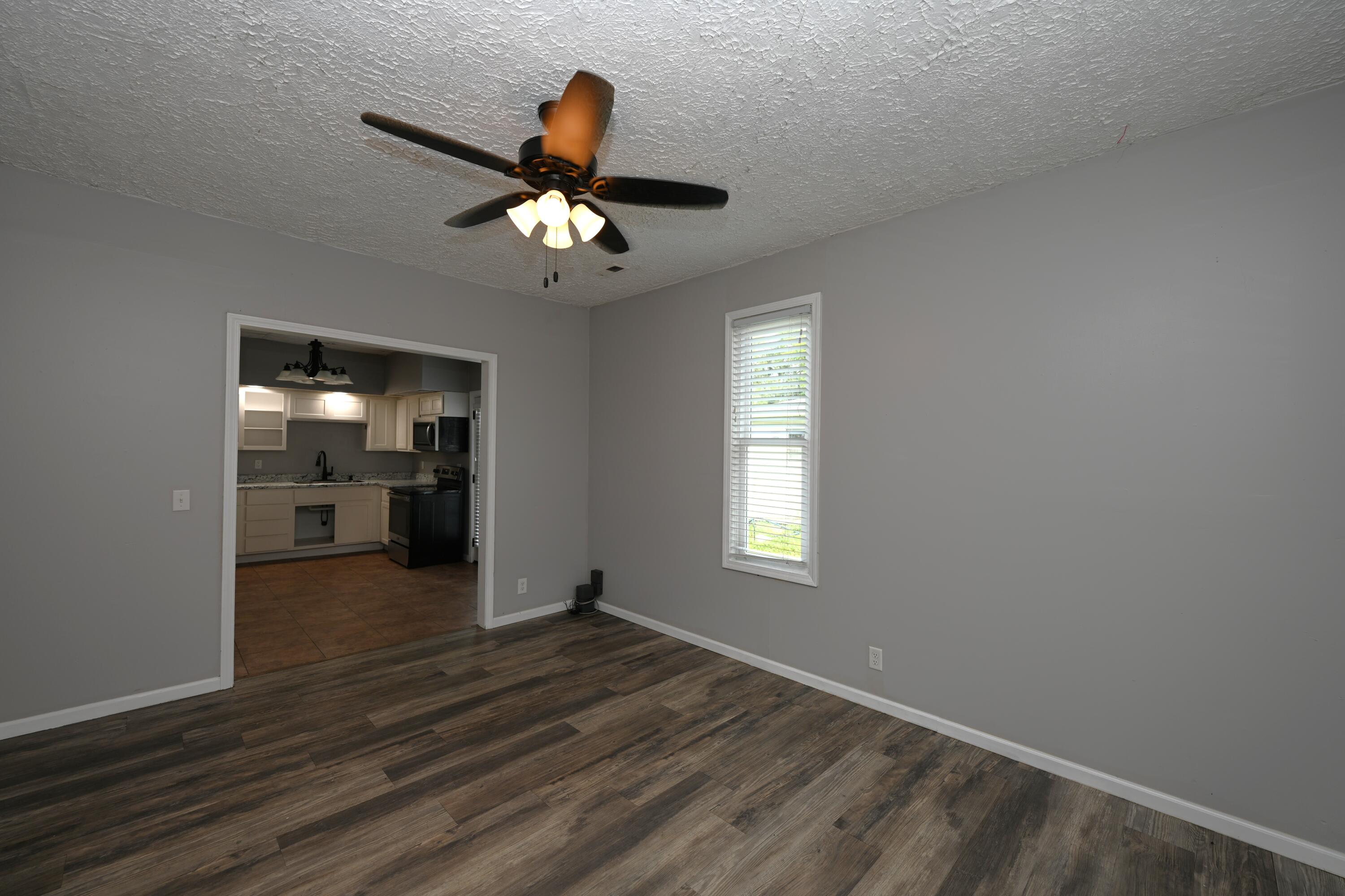 606 S Market Street, Winamac, IN 46996; Image #10