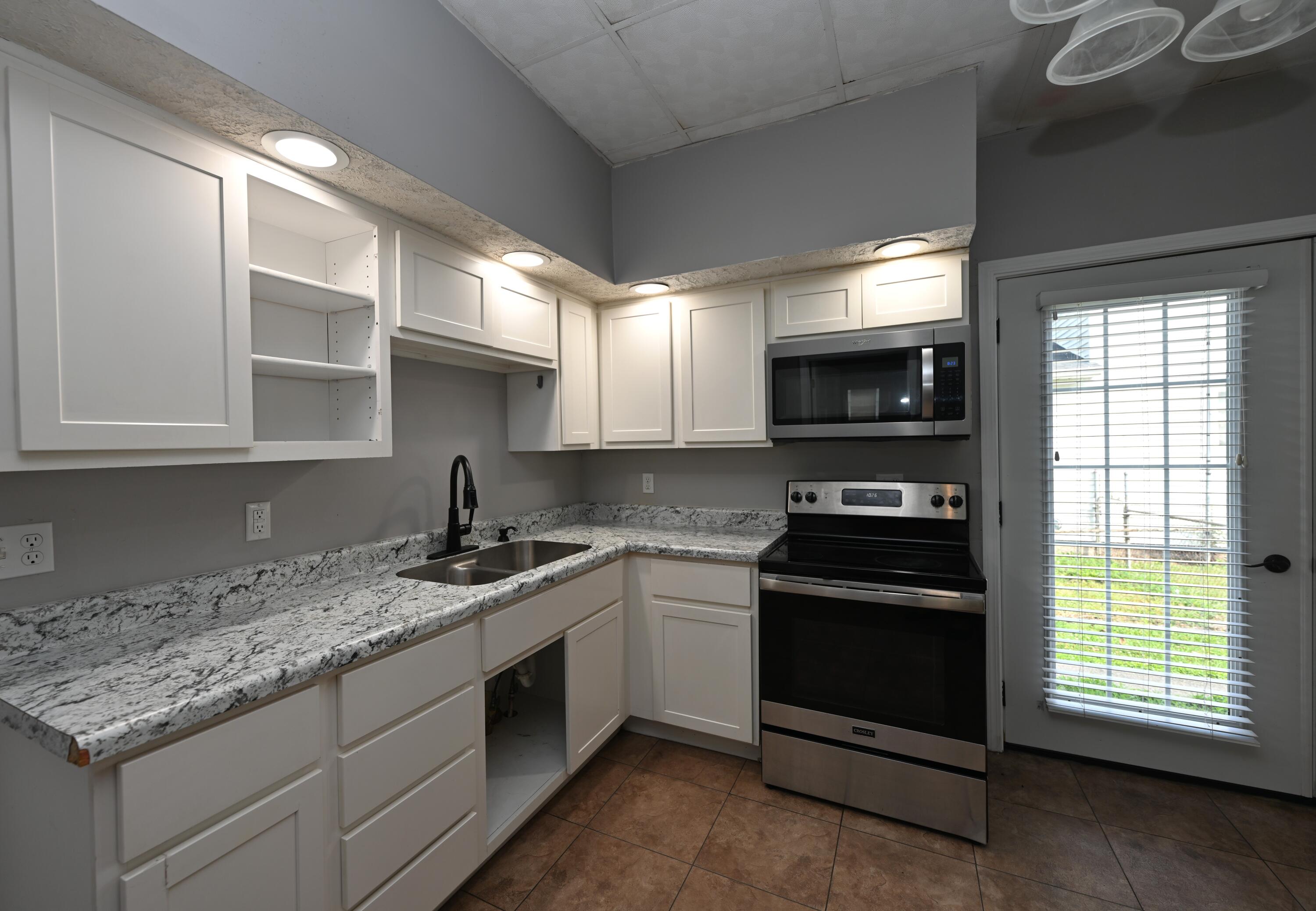 606 S Market Street, Winamac, IN 46996; Image #7