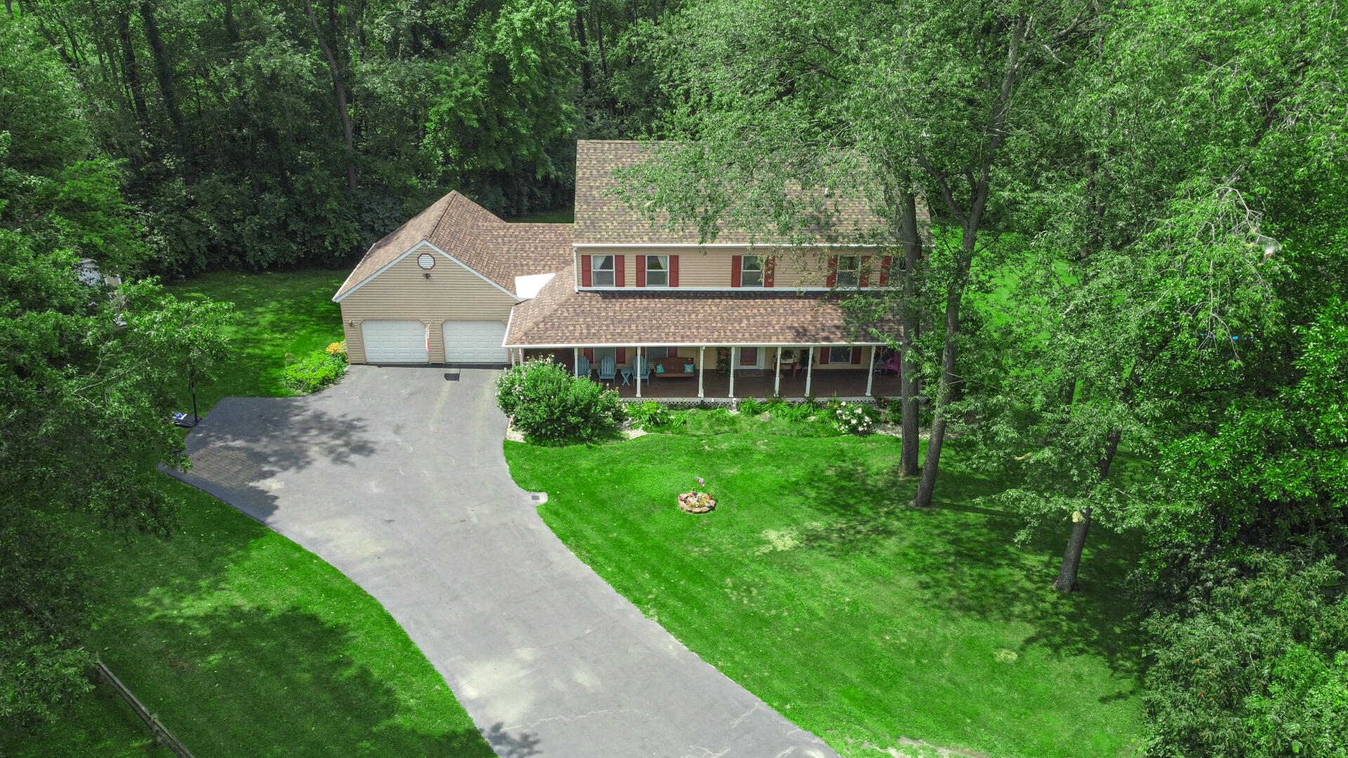100 N Pawnee Court, La Porte, IN 46350; Image #5