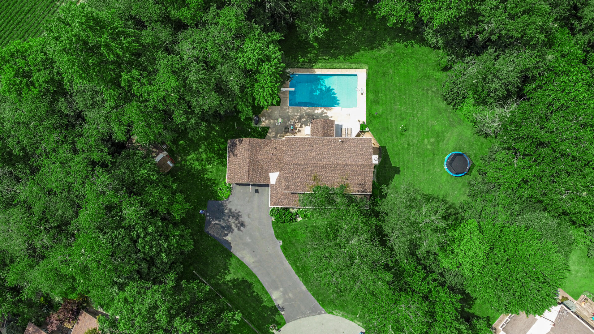 100 N Pawnee Court, La Porte, IN 46350; Image #7