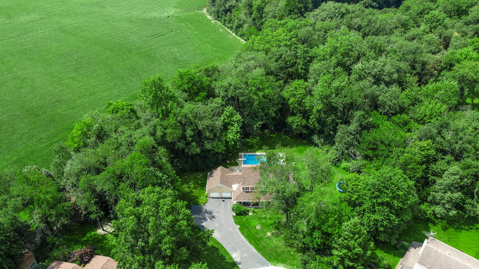 100 N Pawnee Court, La Porte, IN 46350; Image #8