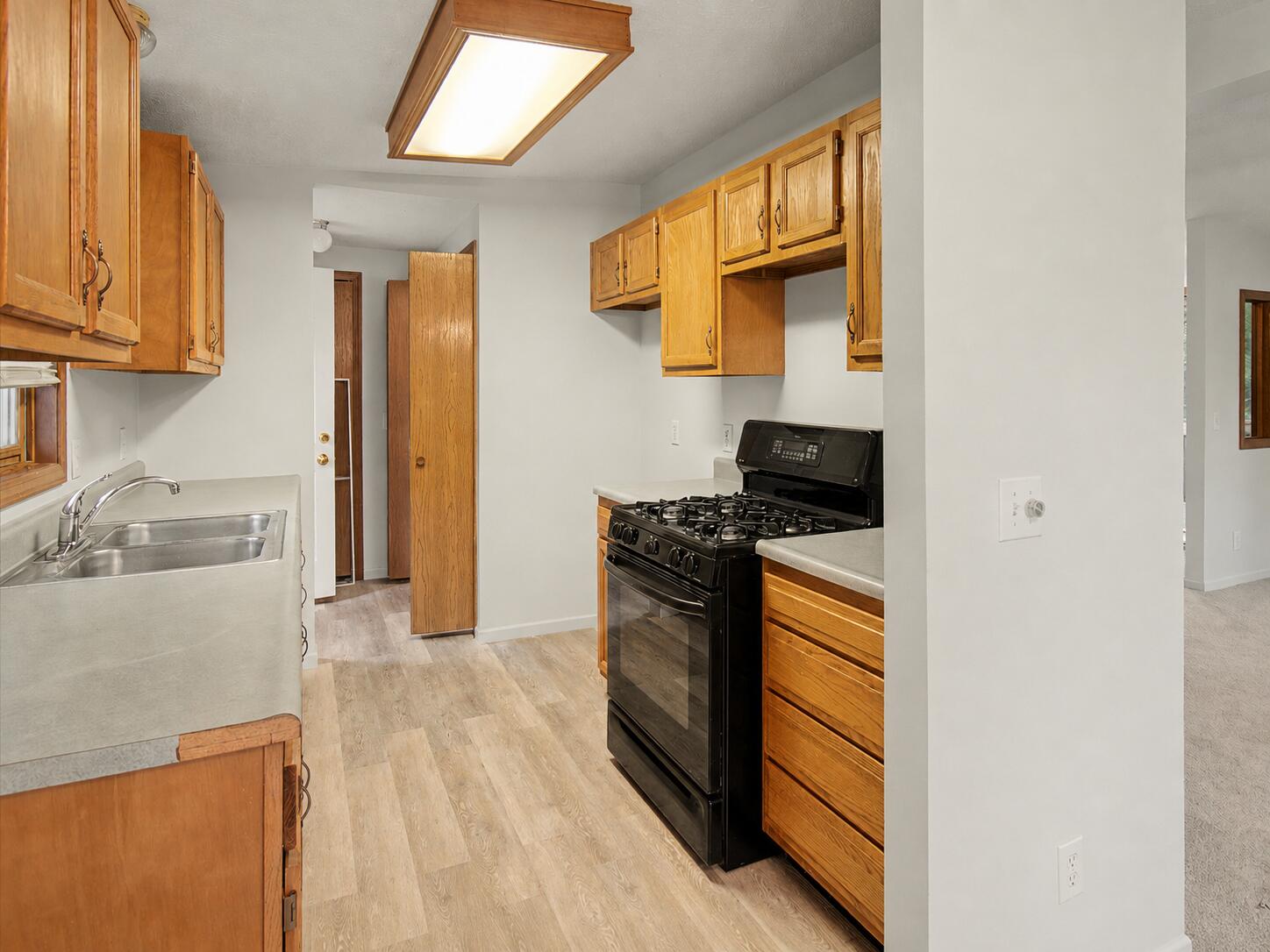 18 S Quinn Street, Valparaiso, IN 46385; Image #9