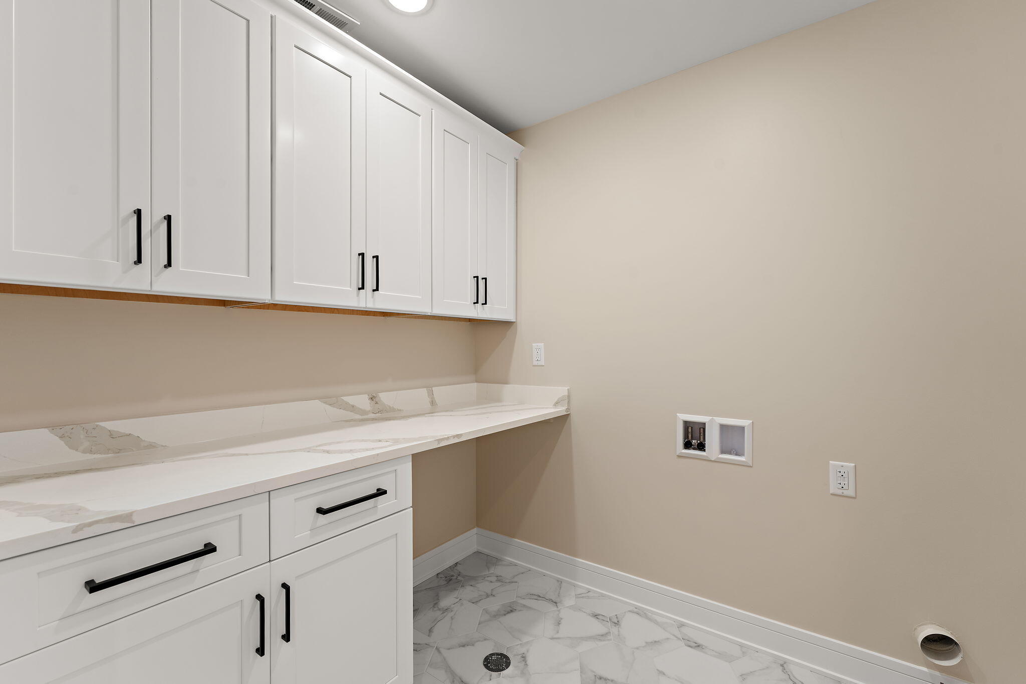 9701 Sweetspire Avenue, St. John, IN 46373; Image #49