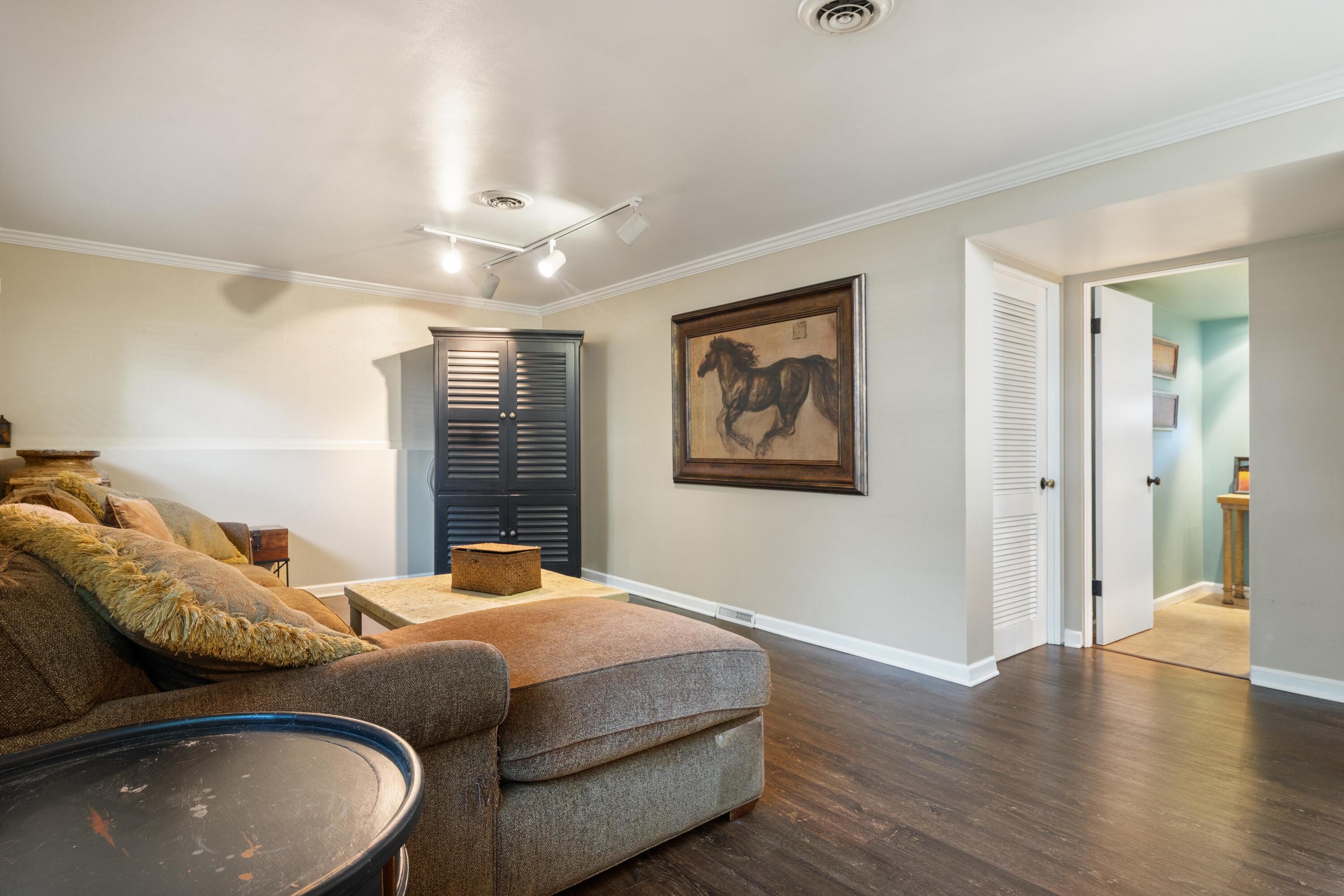 8134 Columbia Avenue, Munster, IN 46321; Image #19